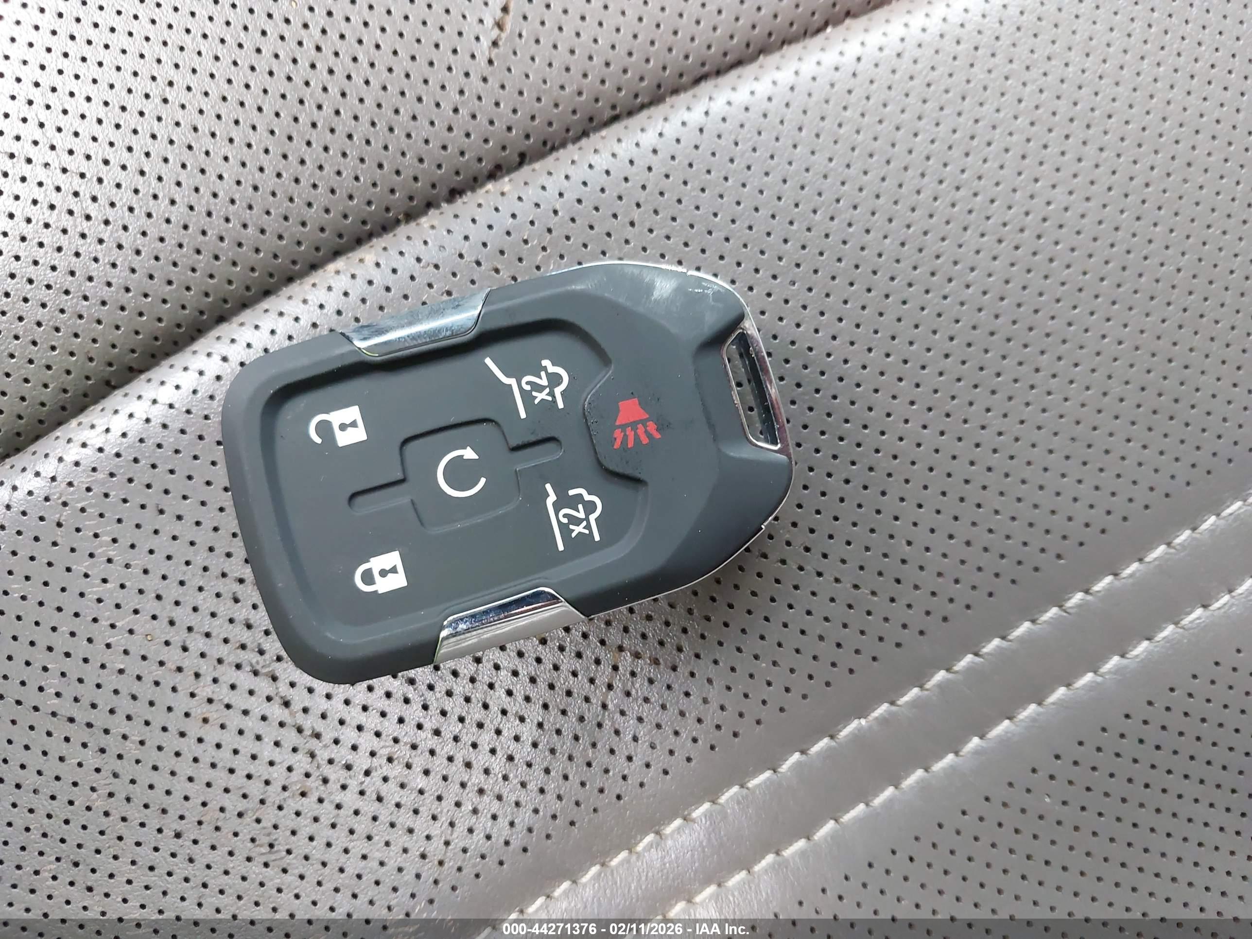 GMC YUKON image 11