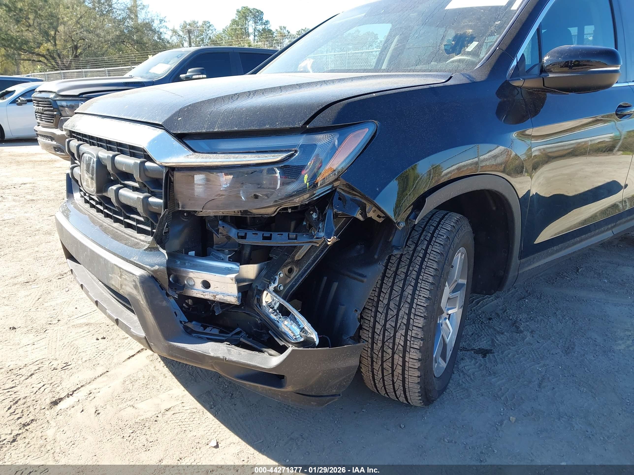 HONDA RIDGELINE image 6