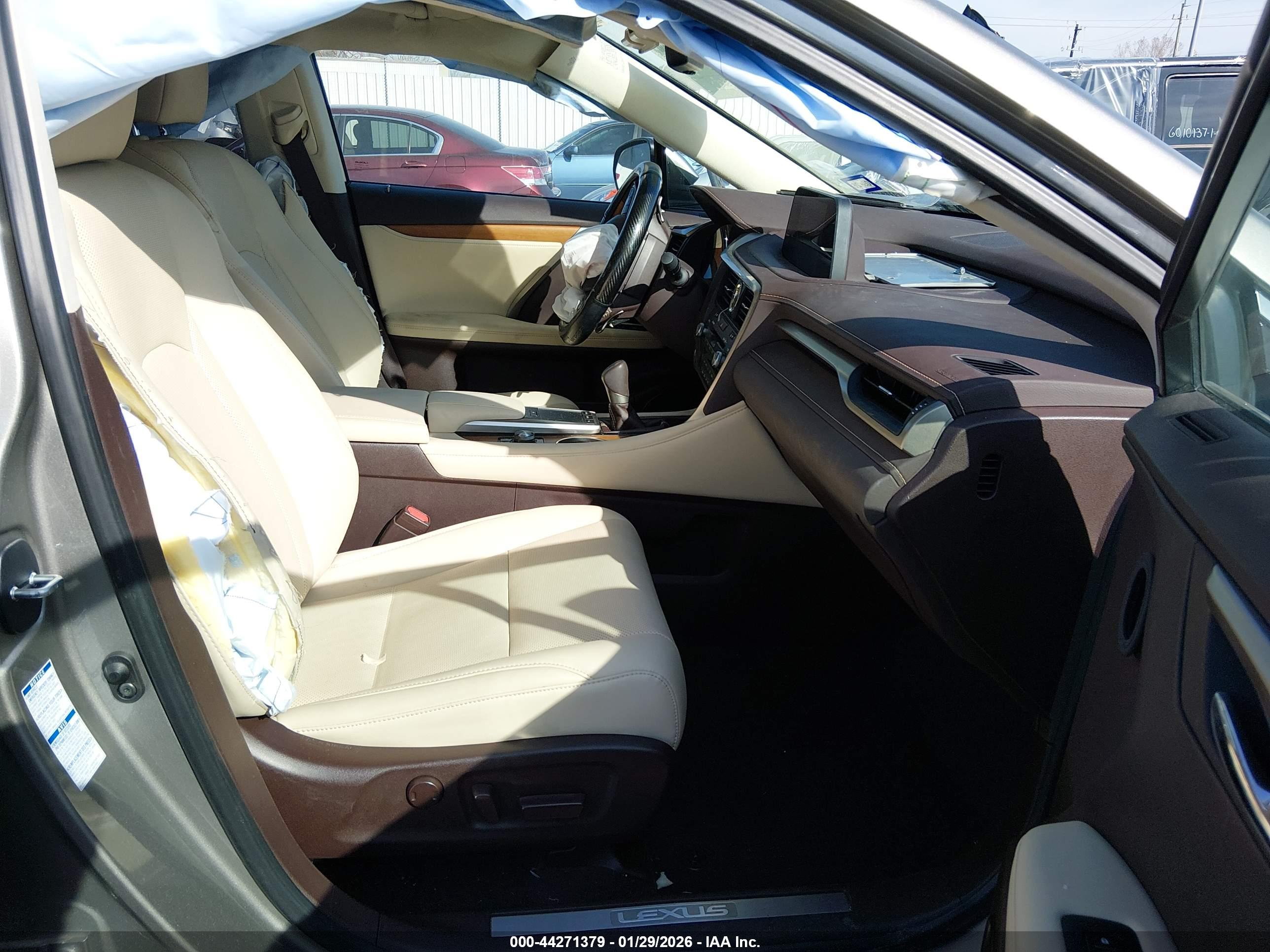 LEXUS RX image 5