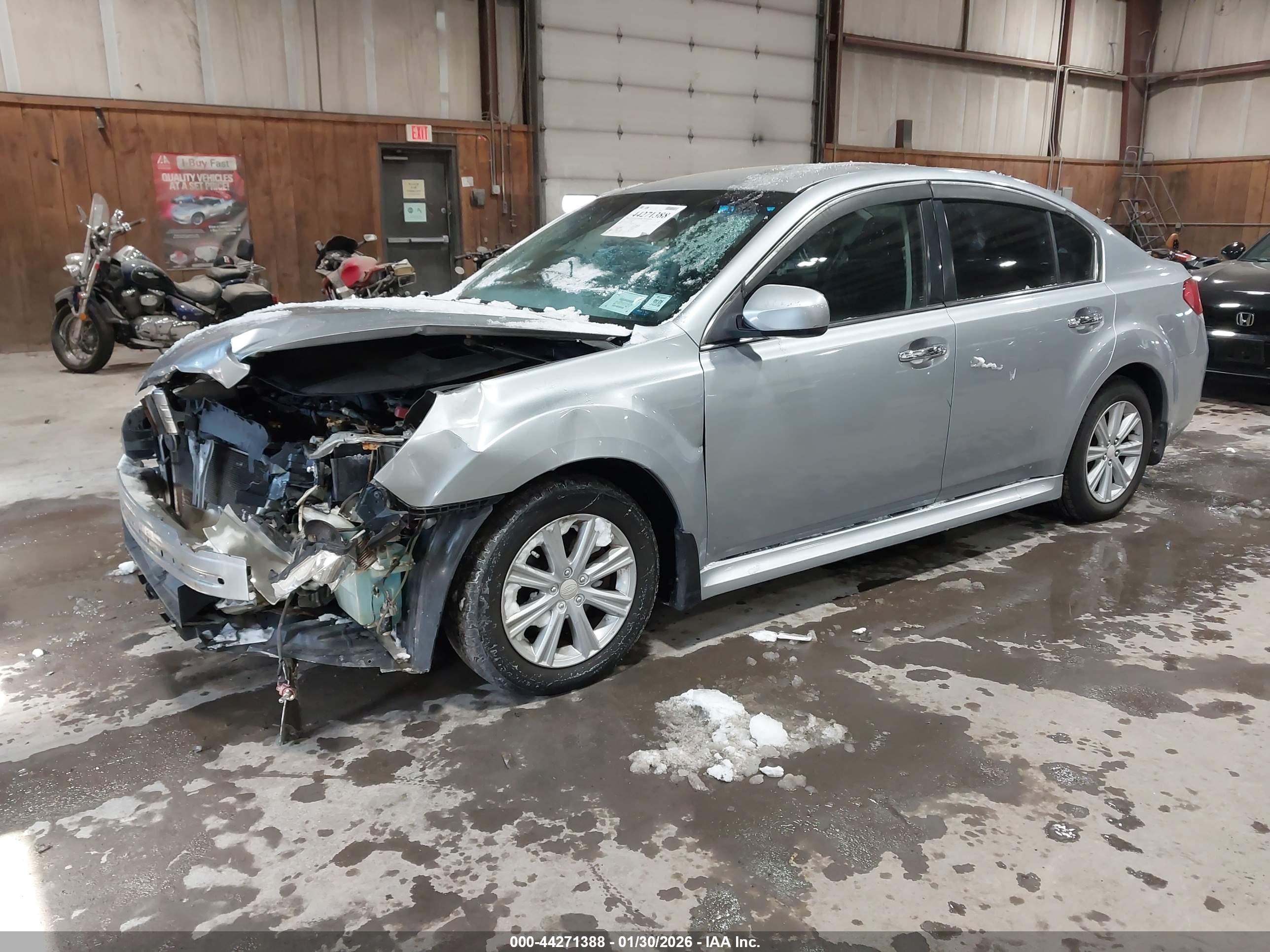 SUBARU LEGACY image 2