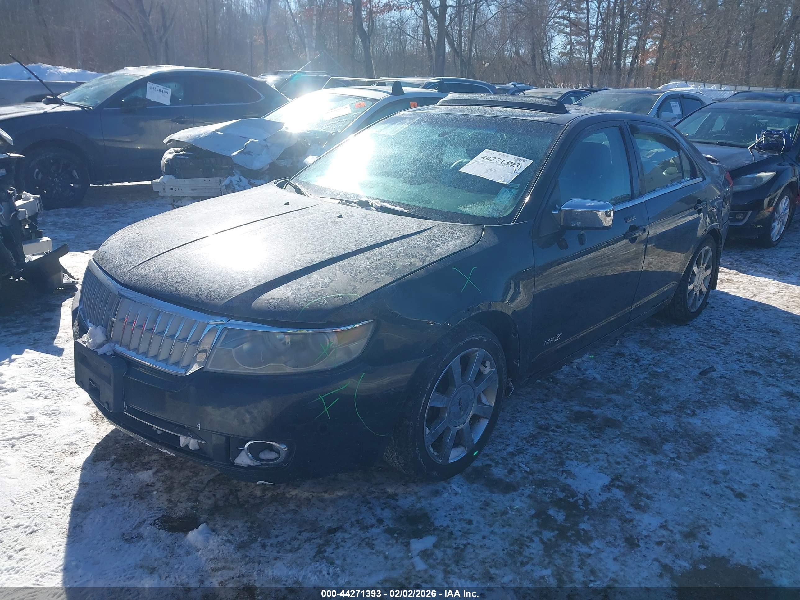 LINCOLN MKZ image 2