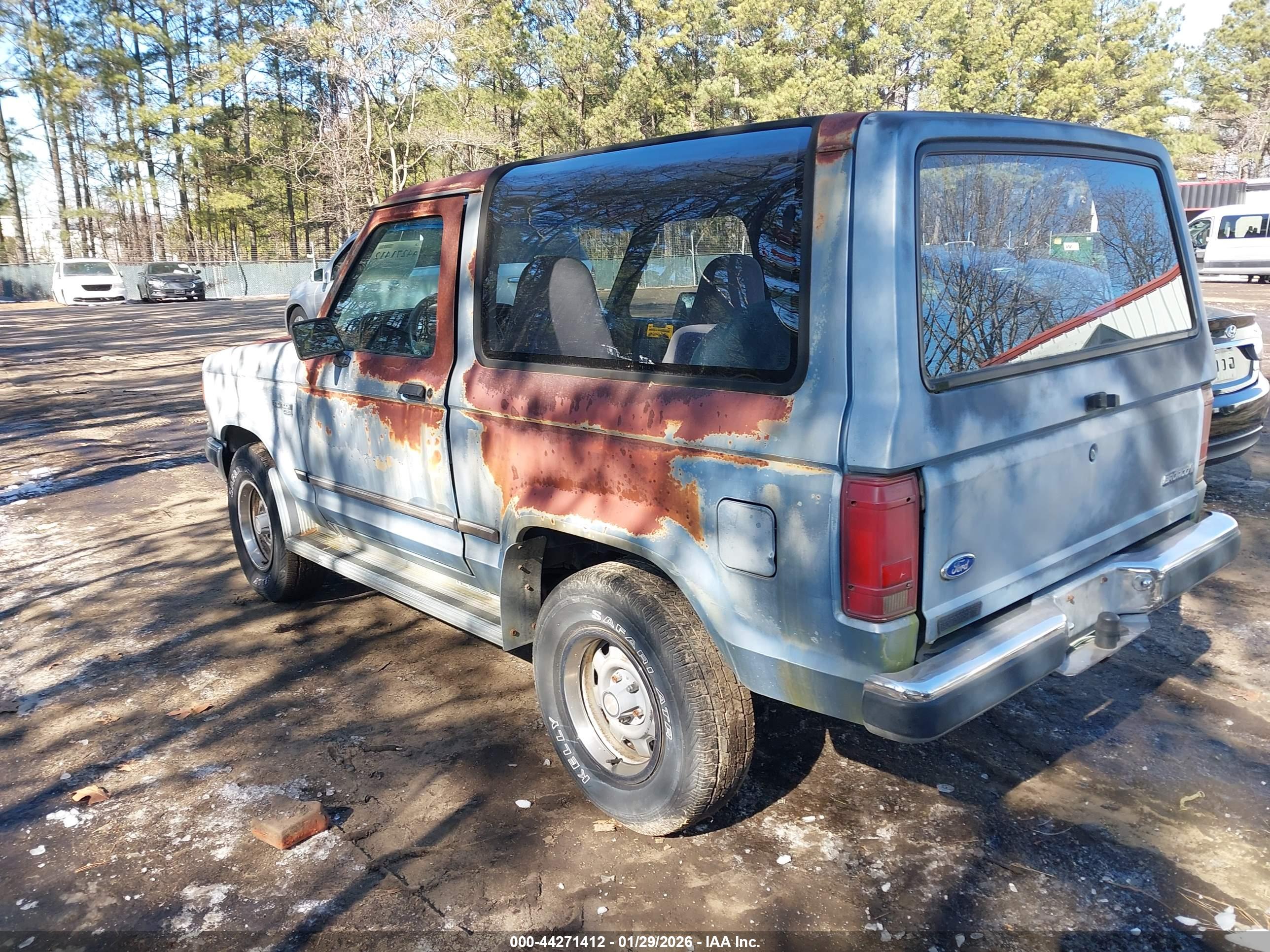 FORD BRONCO image 3