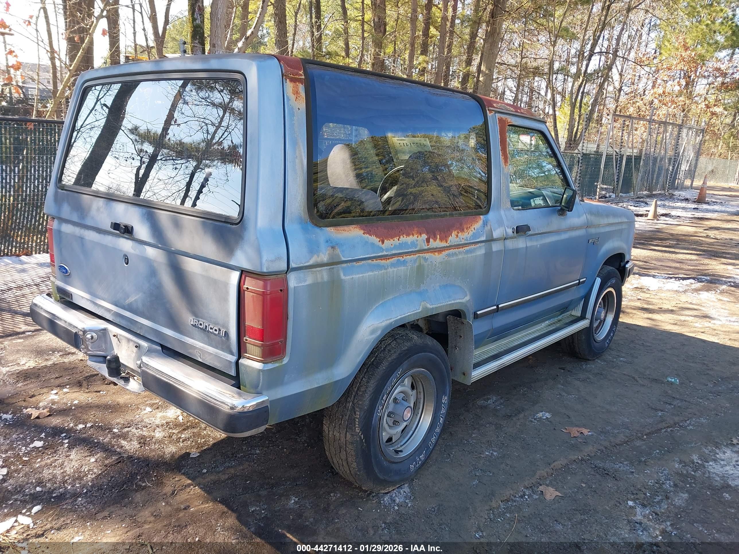 FORD BRONCO image 4