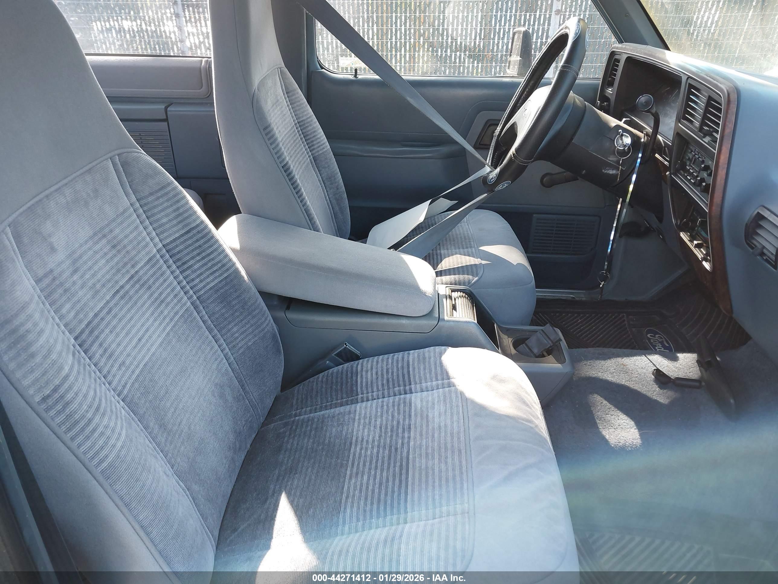 FORD BRONCO image 5