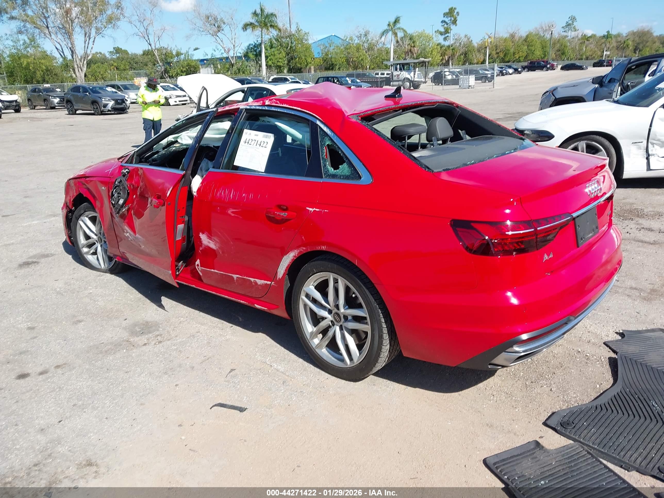 AUDI A4 image 3