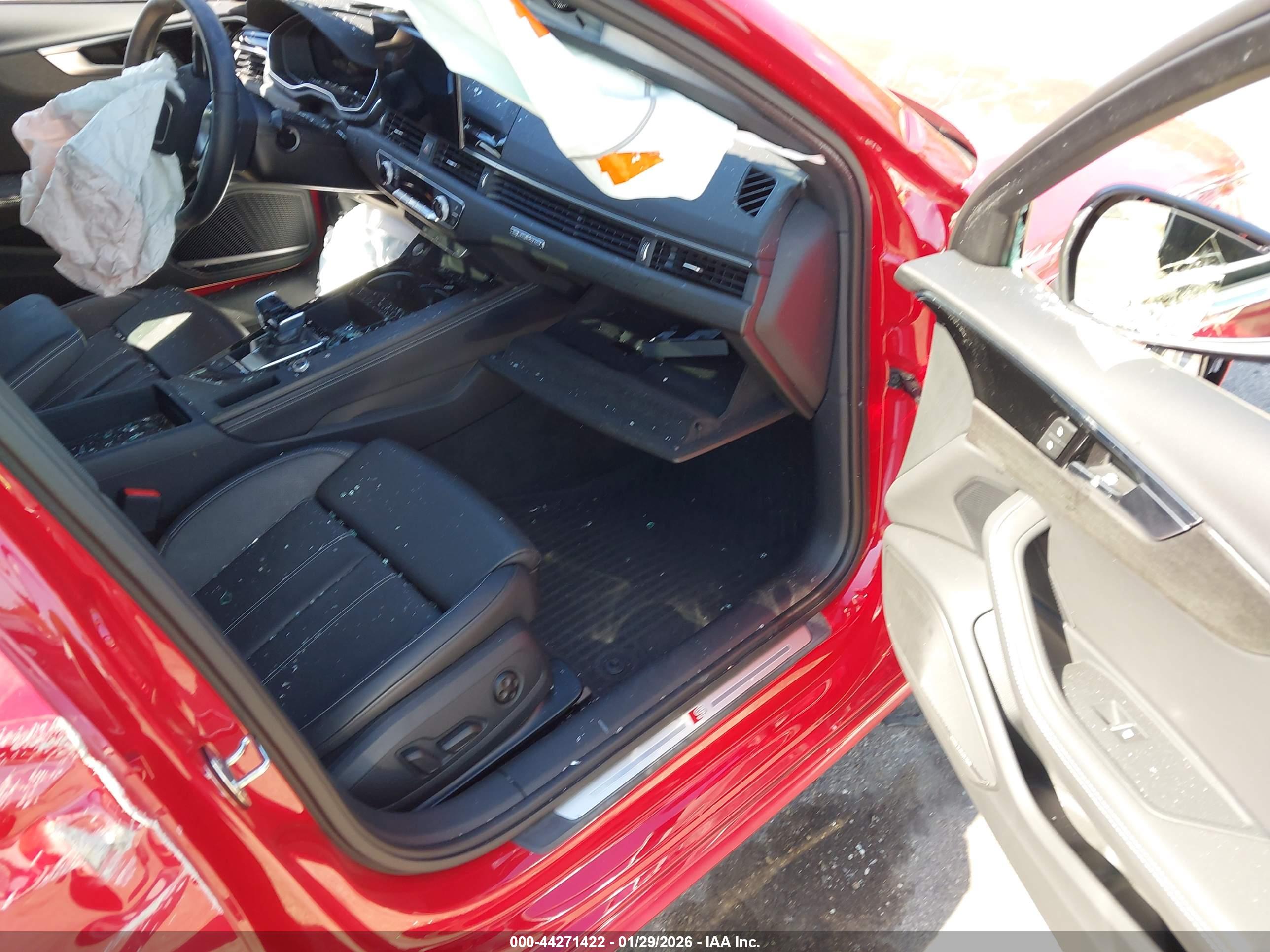 AUDI A4 image 5