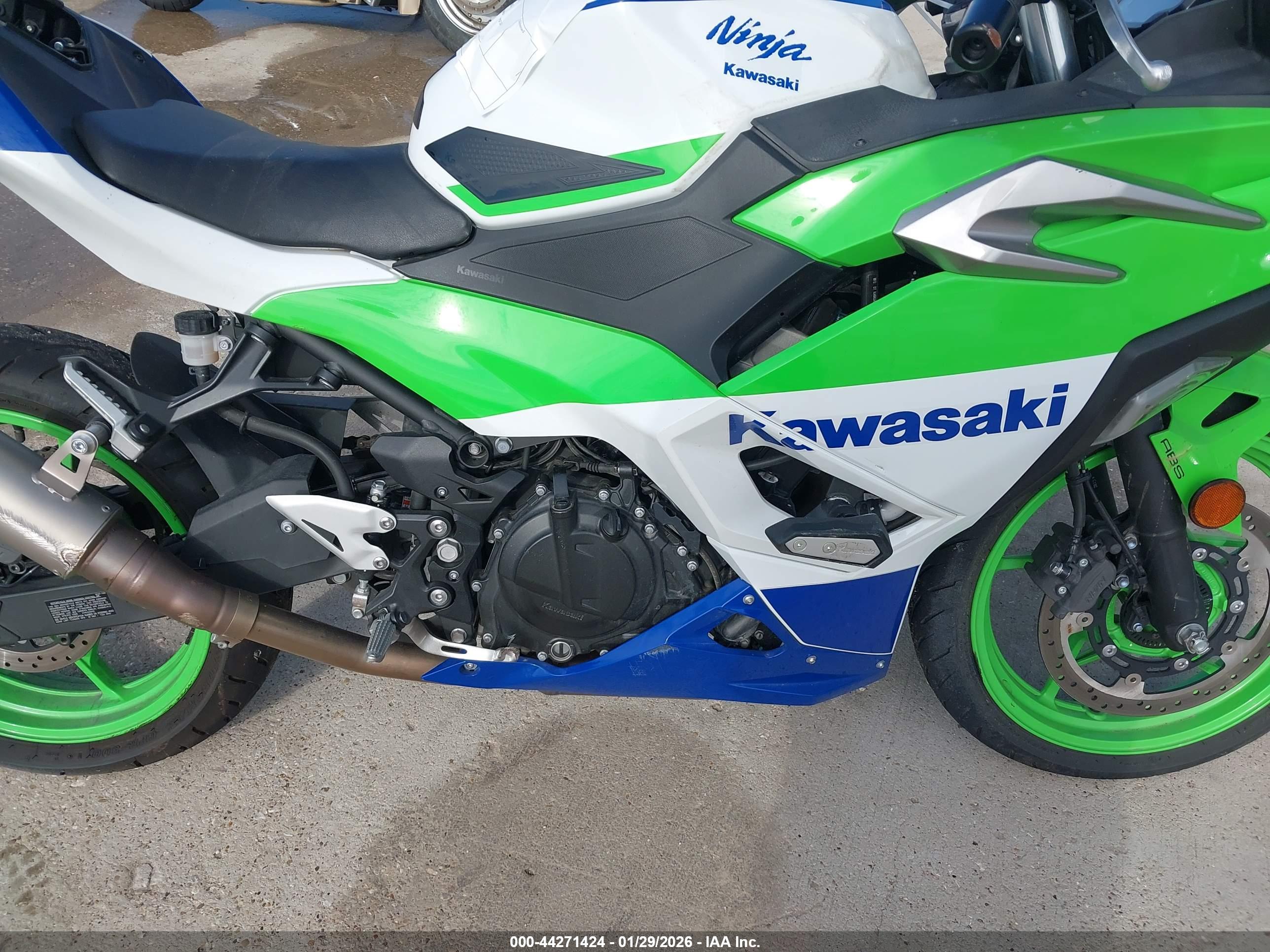 KAWASAKI EX500 image 8