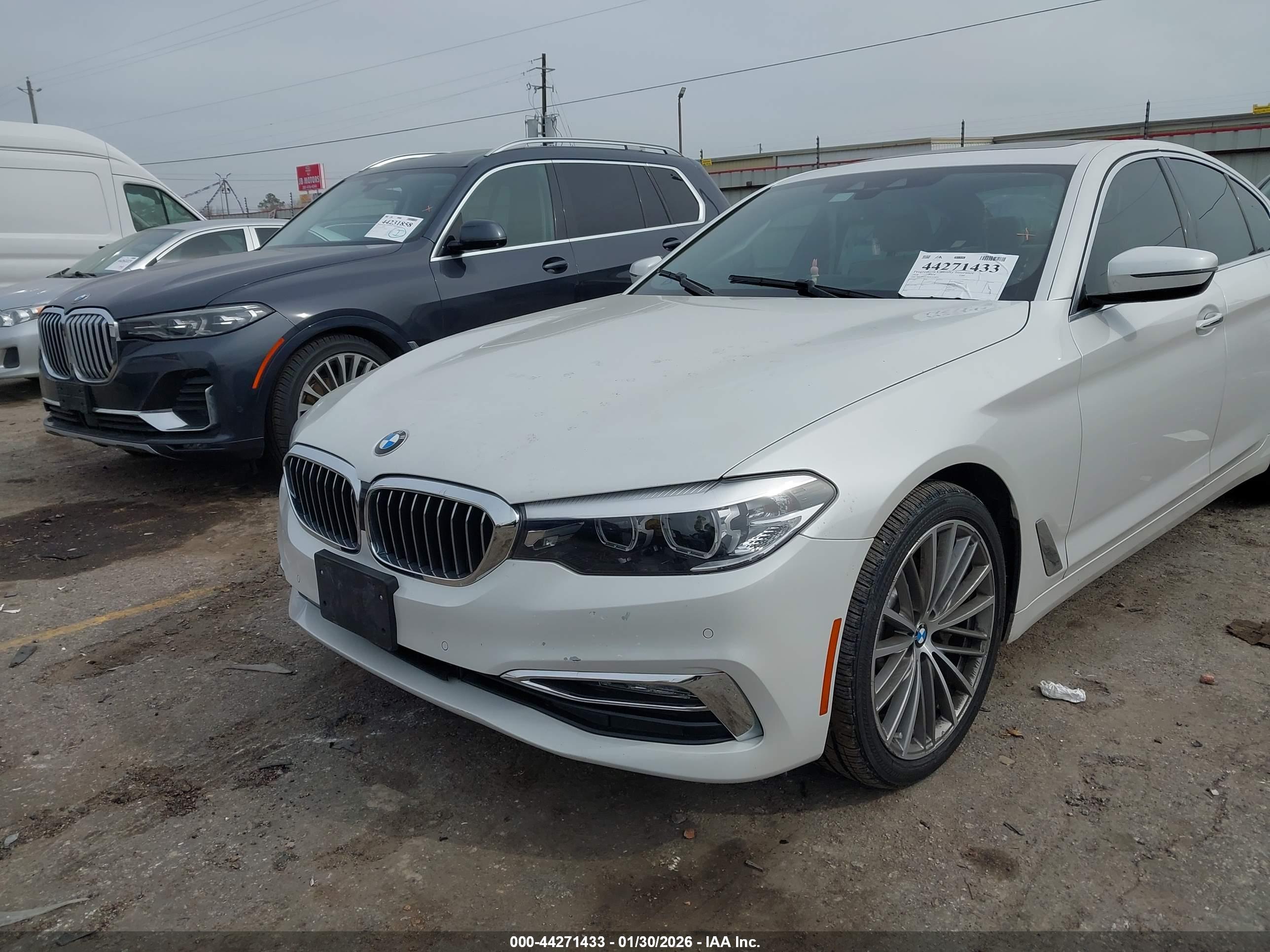 BMW 530I image 6