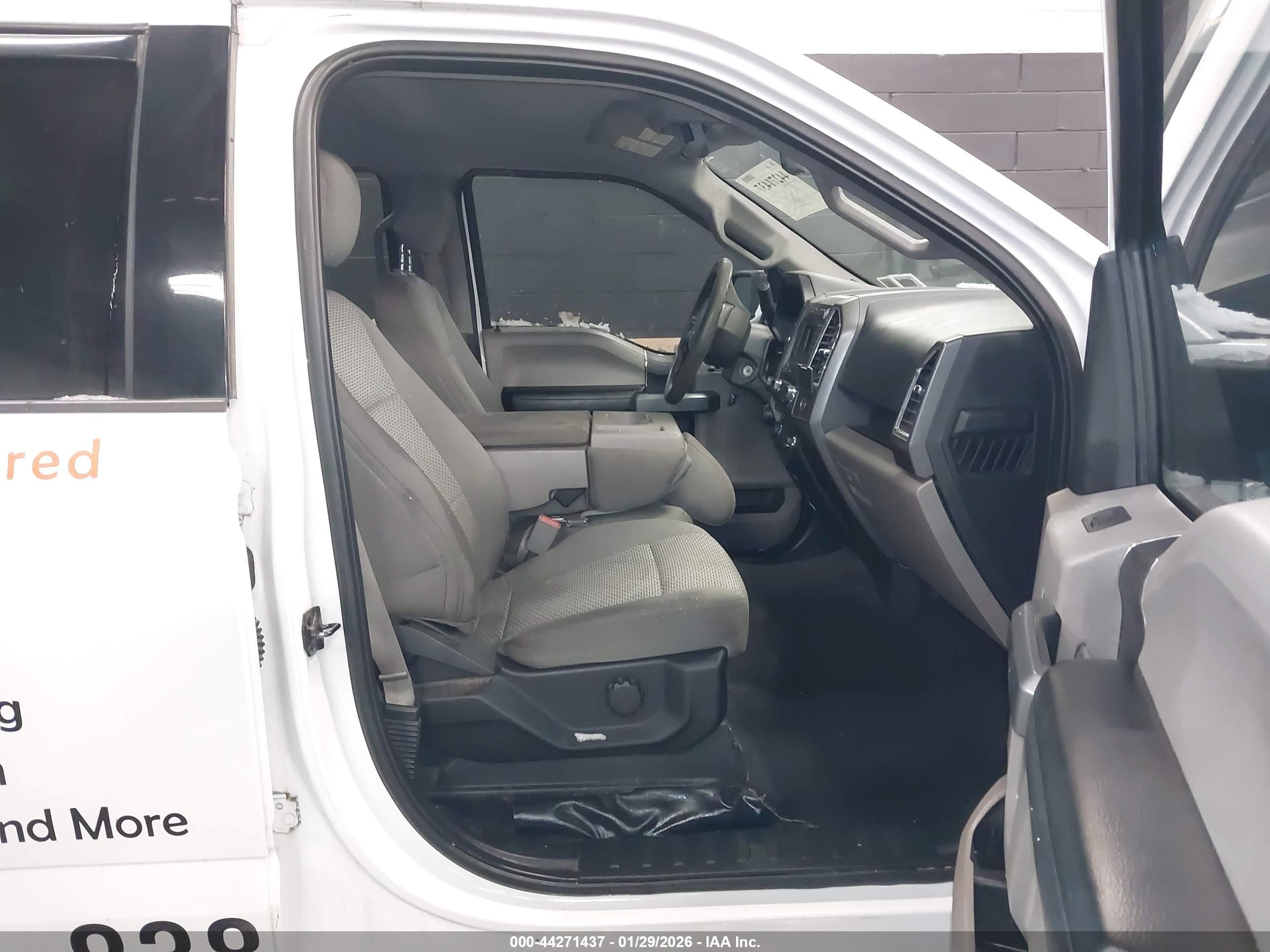 FORD F-150 image 5