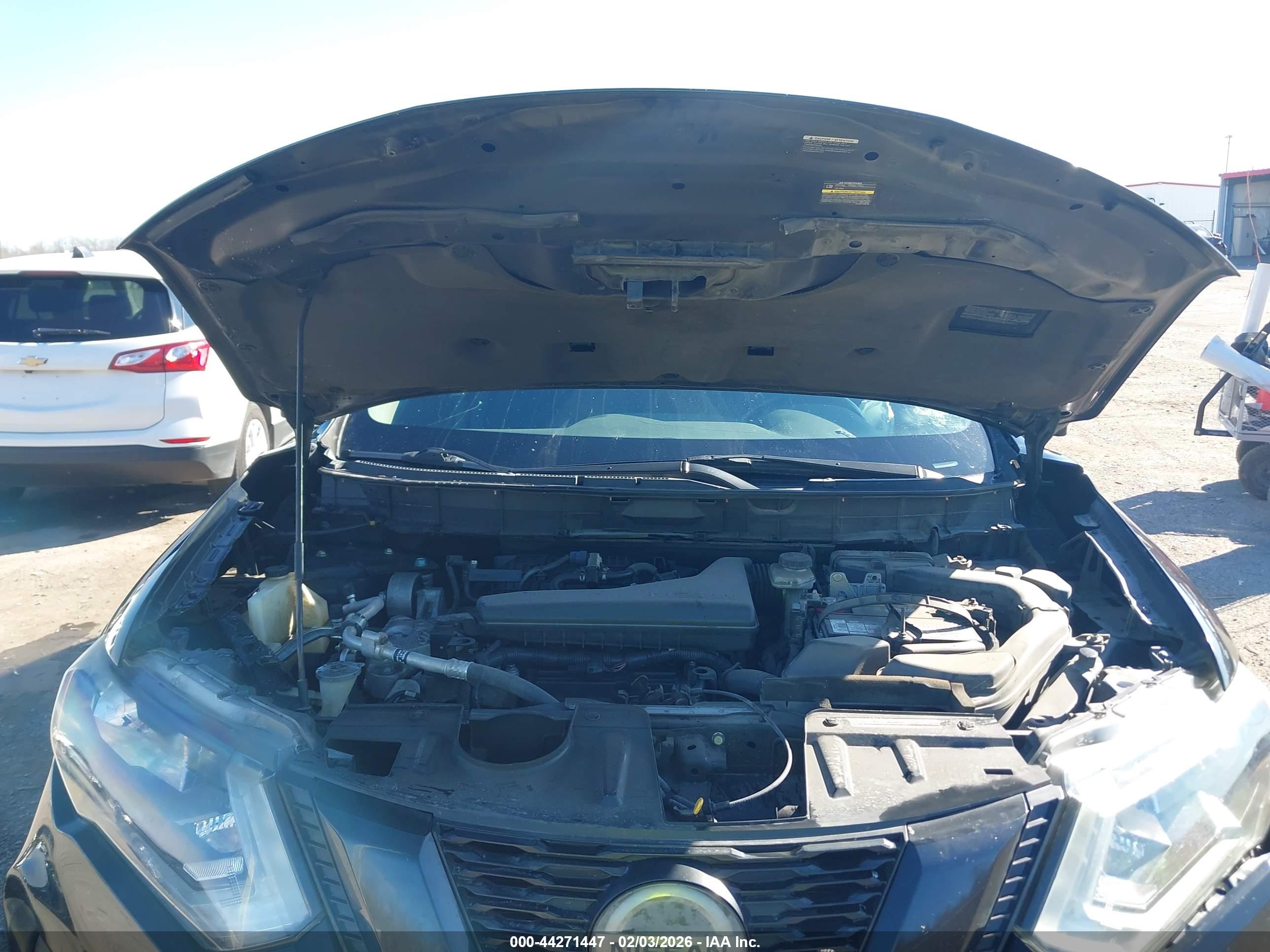 NISSAN ROGUE image 10