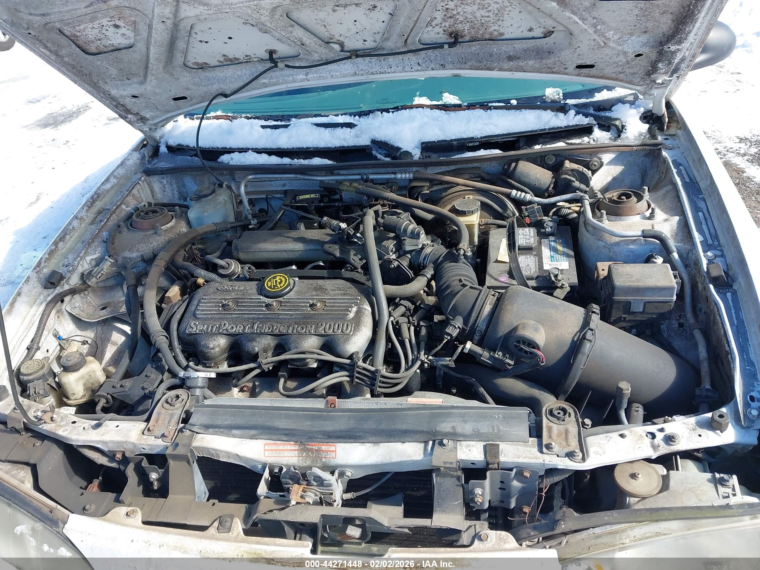 FORD ESCORT image 10