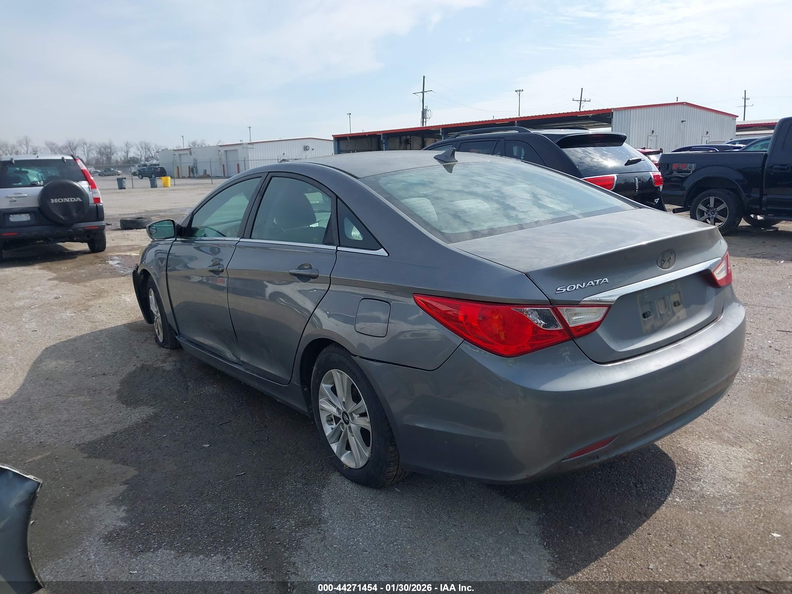 HYUNDAI SONATA image 3