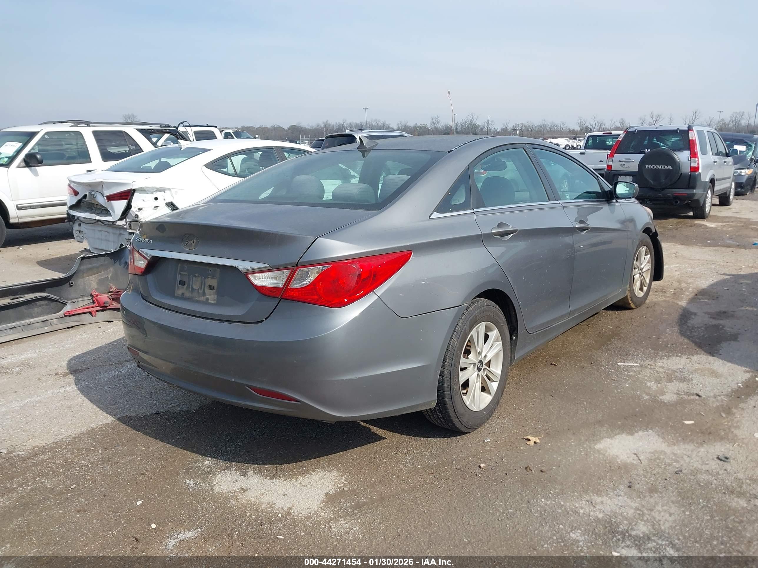 HYUNDAI SONATA image 4