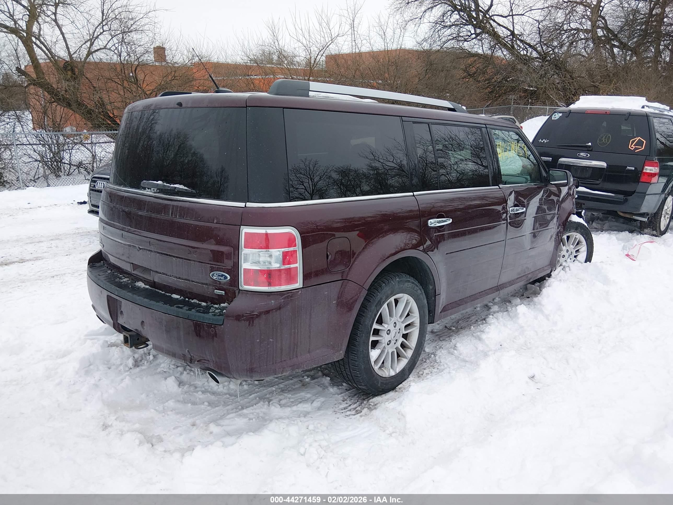 FORD FLEX image 4