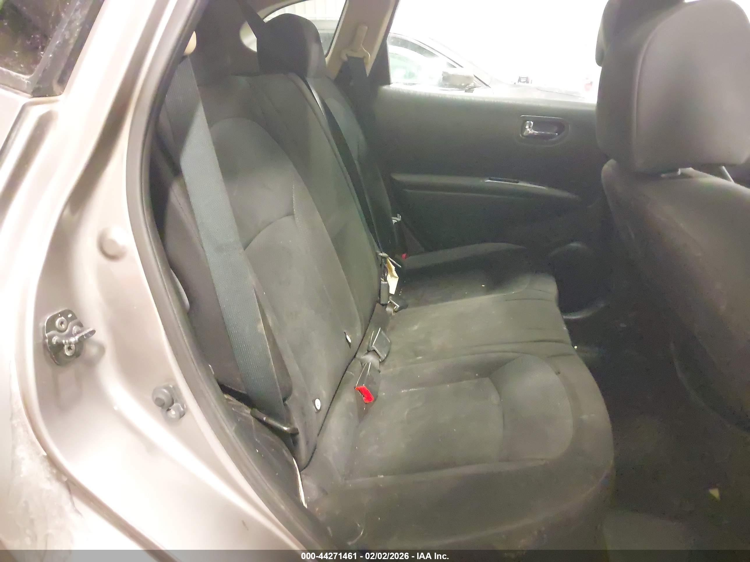 NISSAN ROGUE image 8