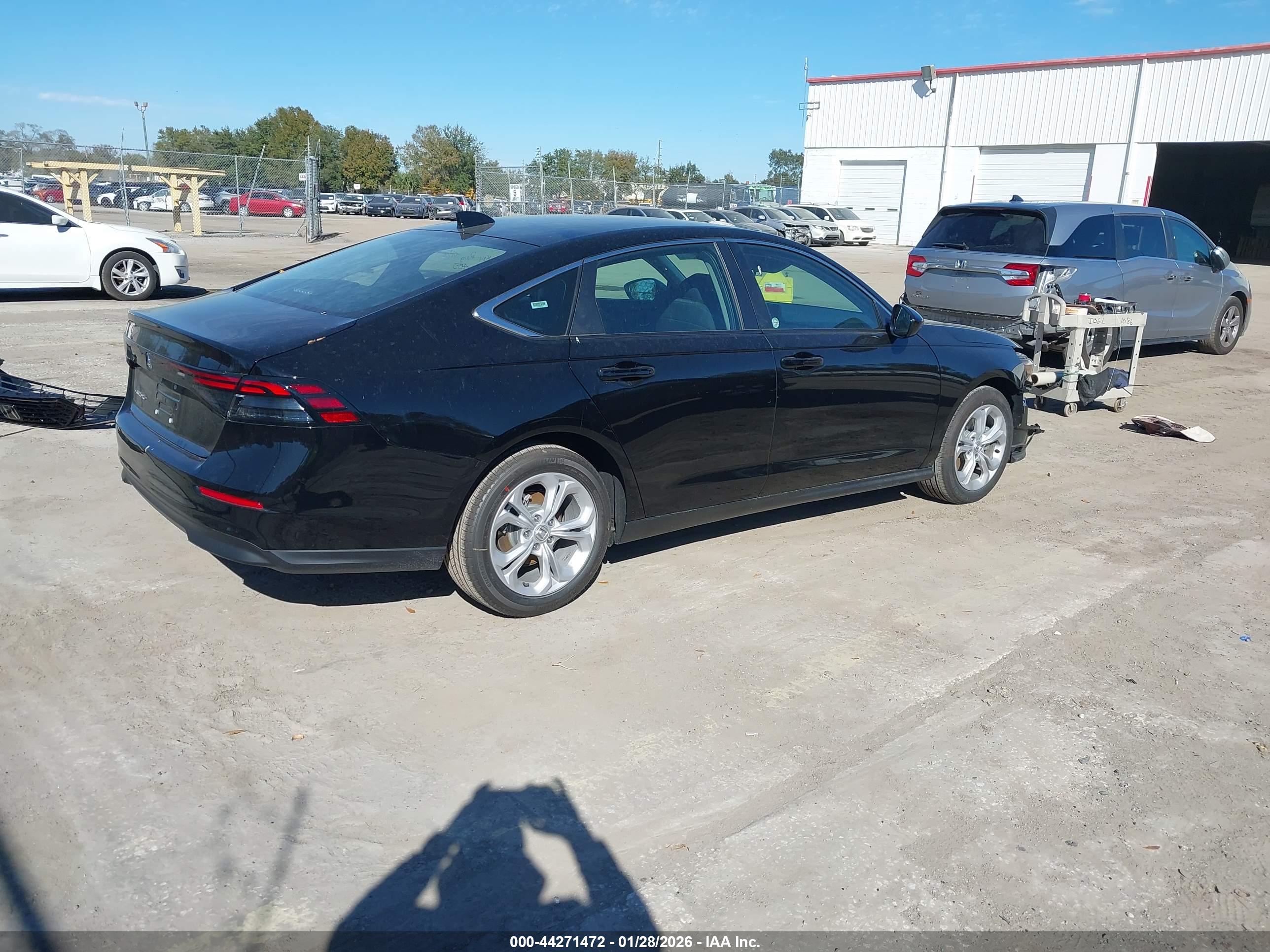 HONDA ACCORD image 4
