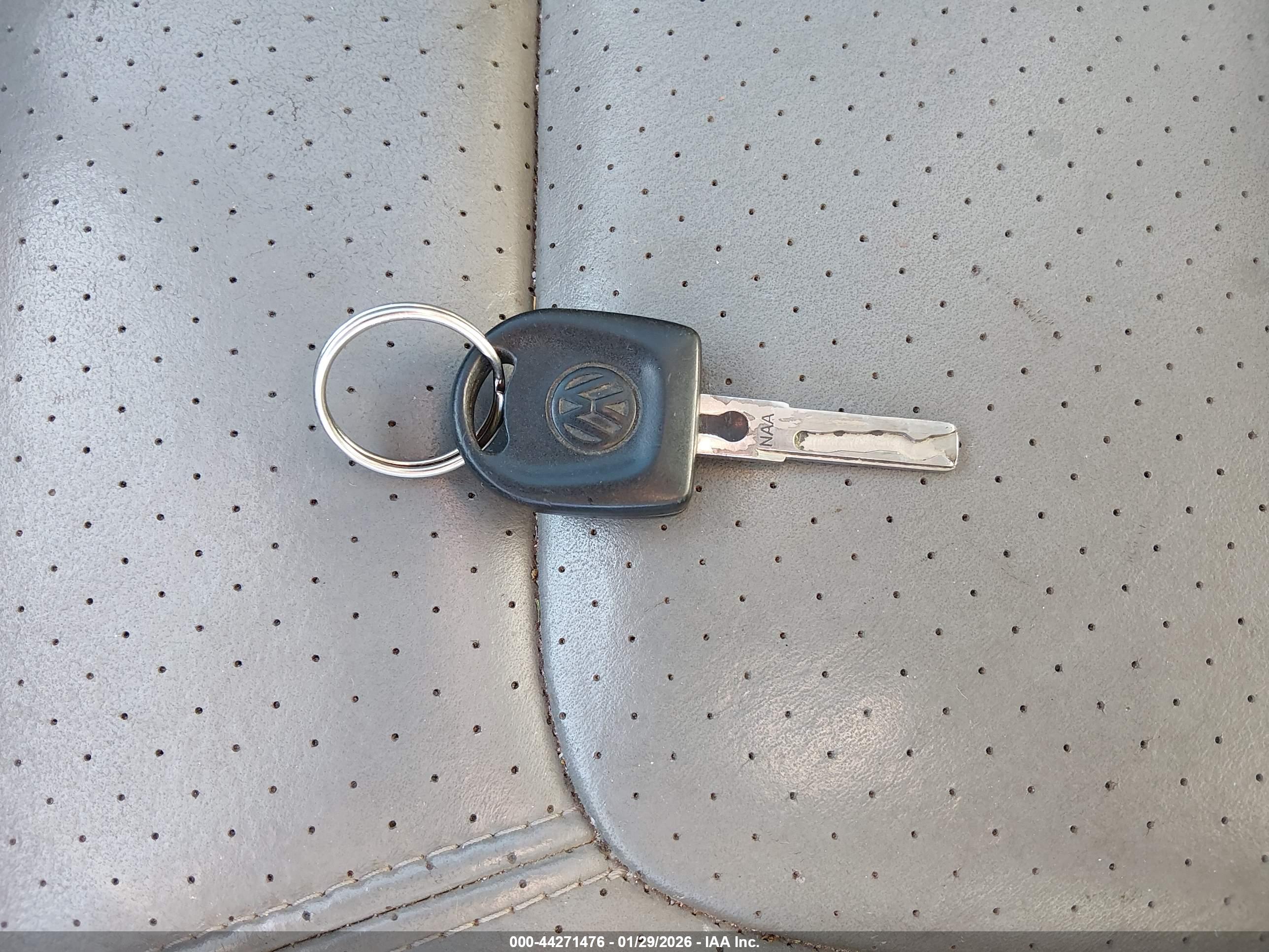 VOLKSWAGEN NEW image 11
