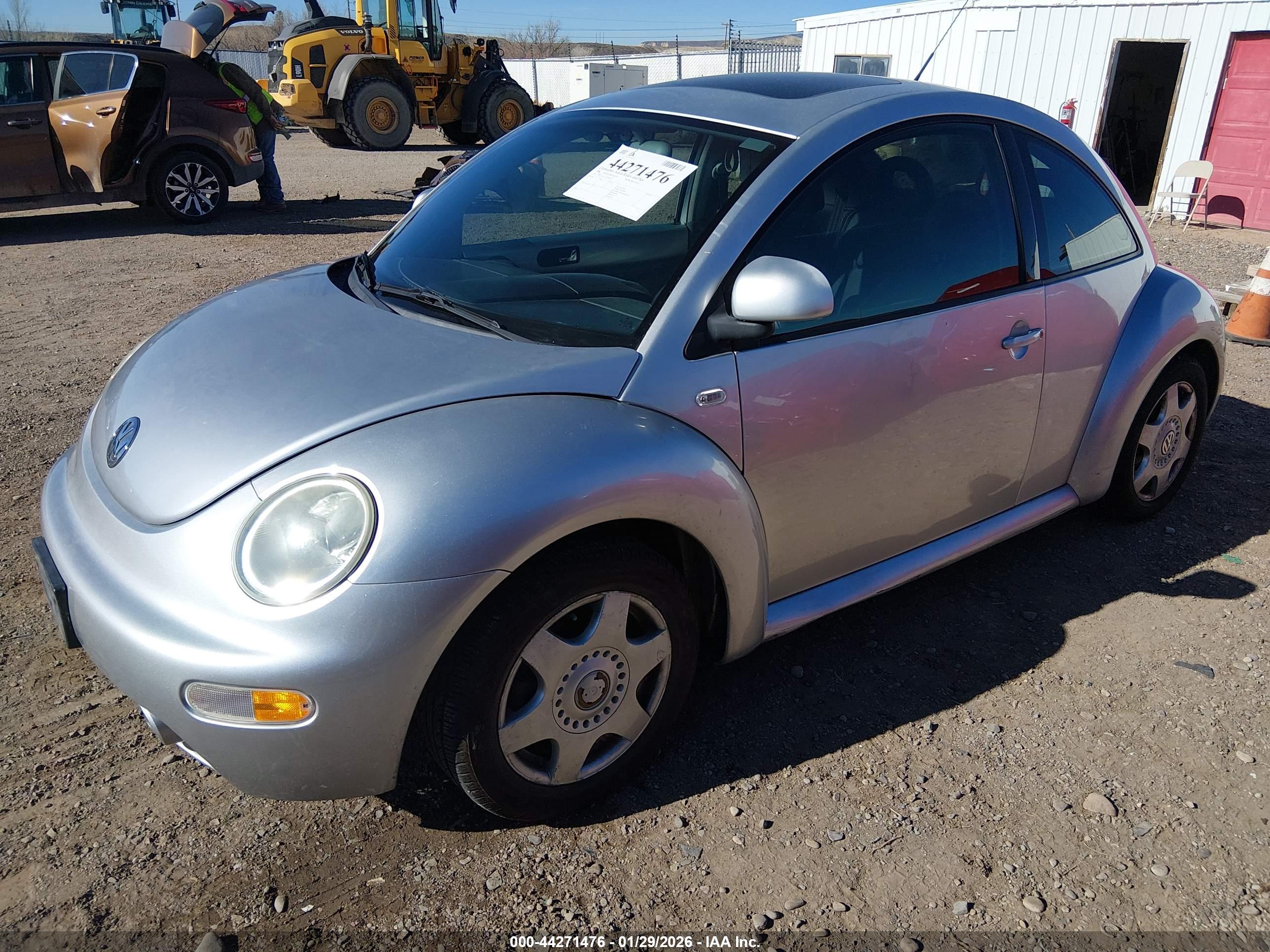 VOLKSWAGEN NEW image 2
