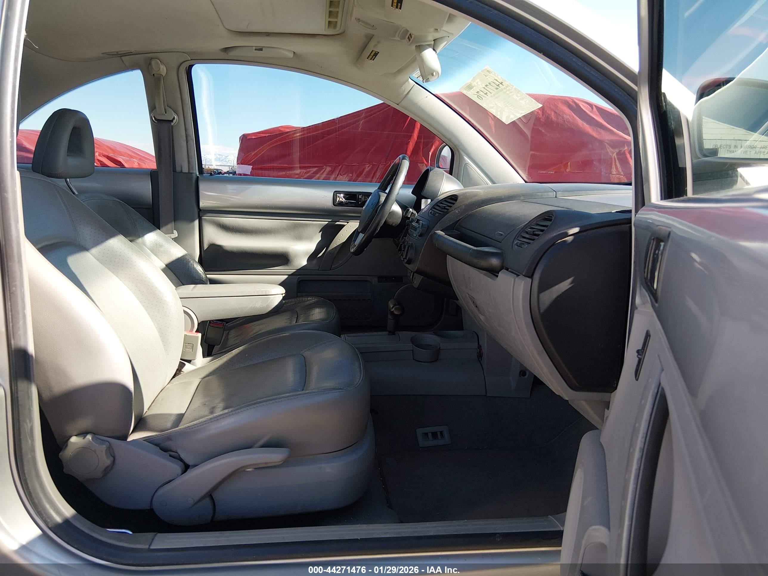 VOLKSWAGEN NEW image 5