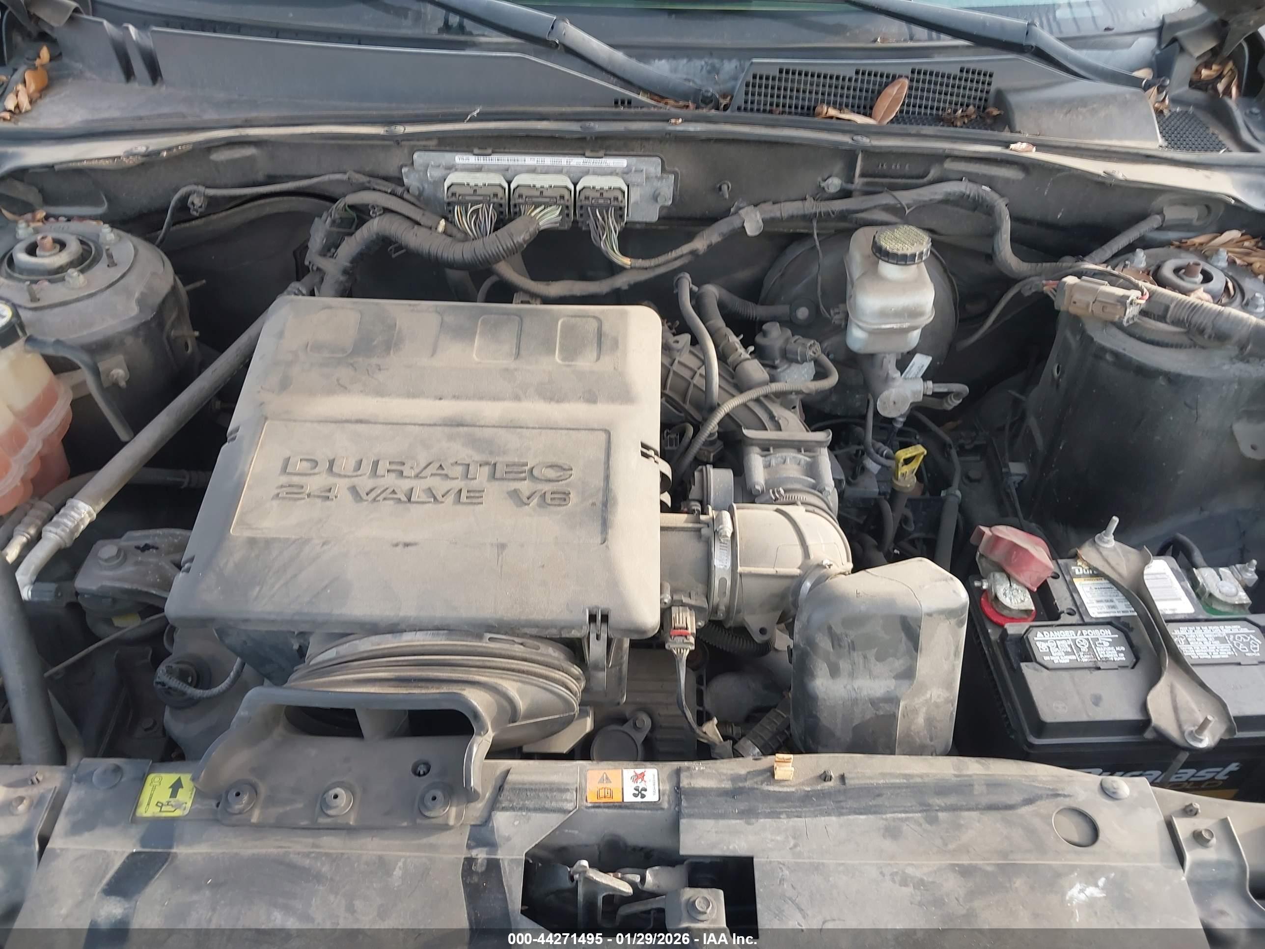 FORD ESCAPE image 10