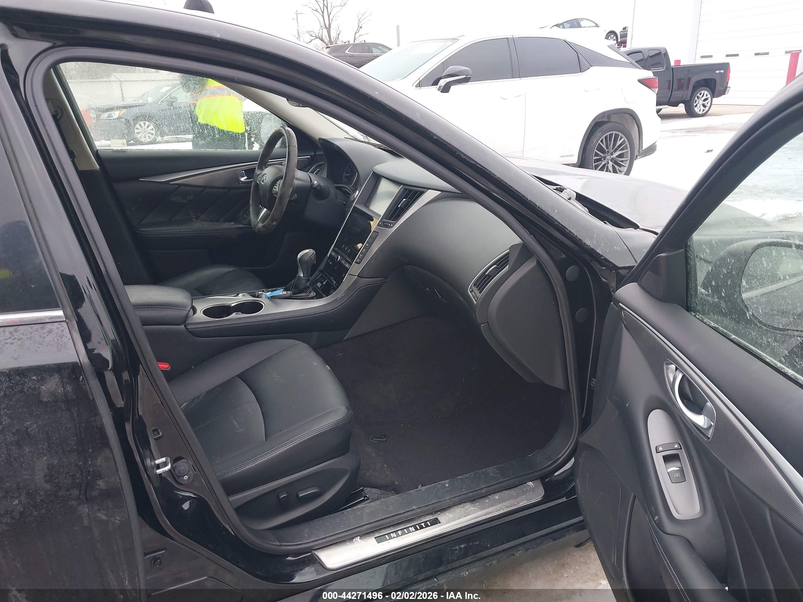 INFINITI Q50 image 5