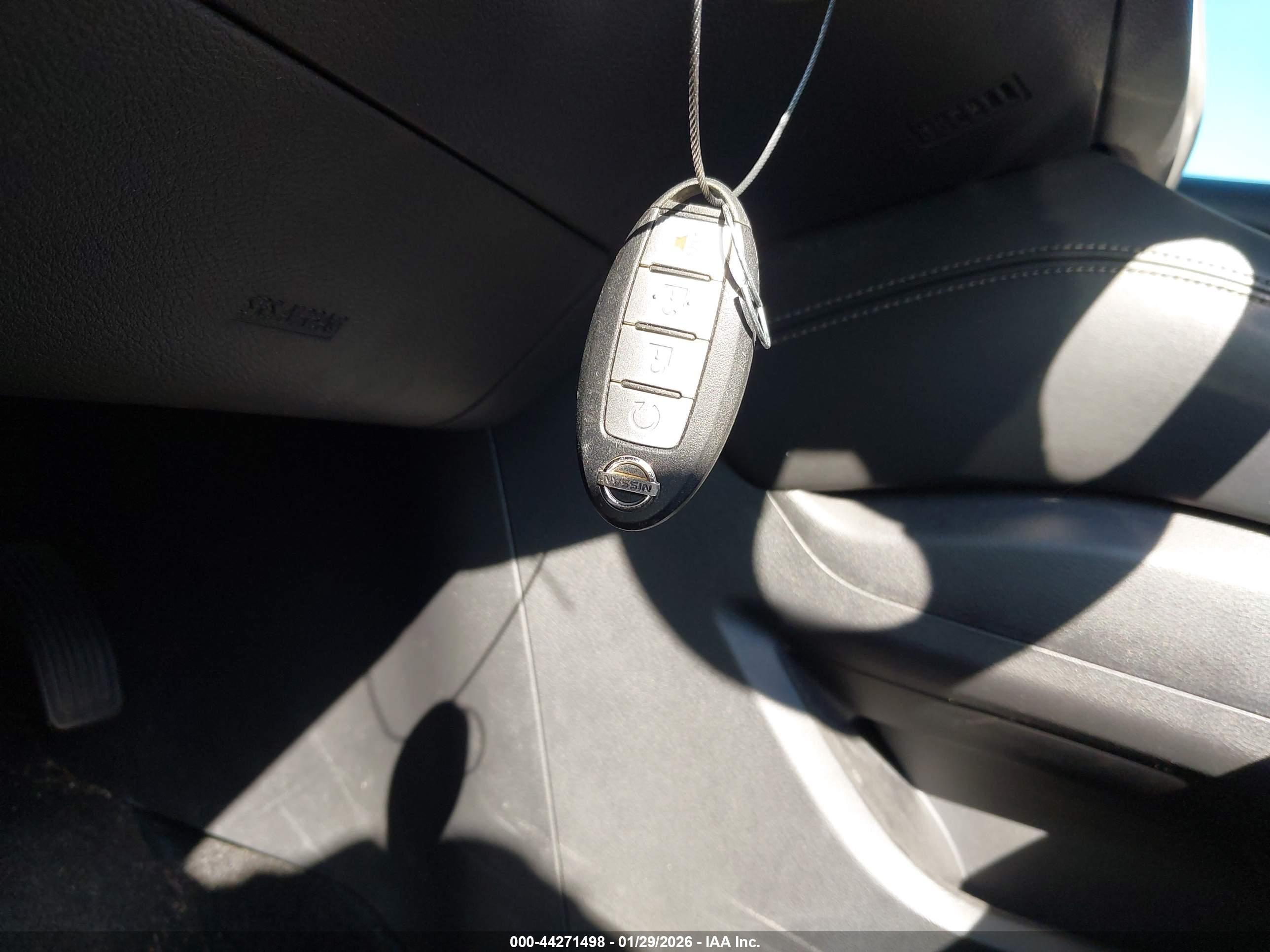 NISSAN MURANO image 11