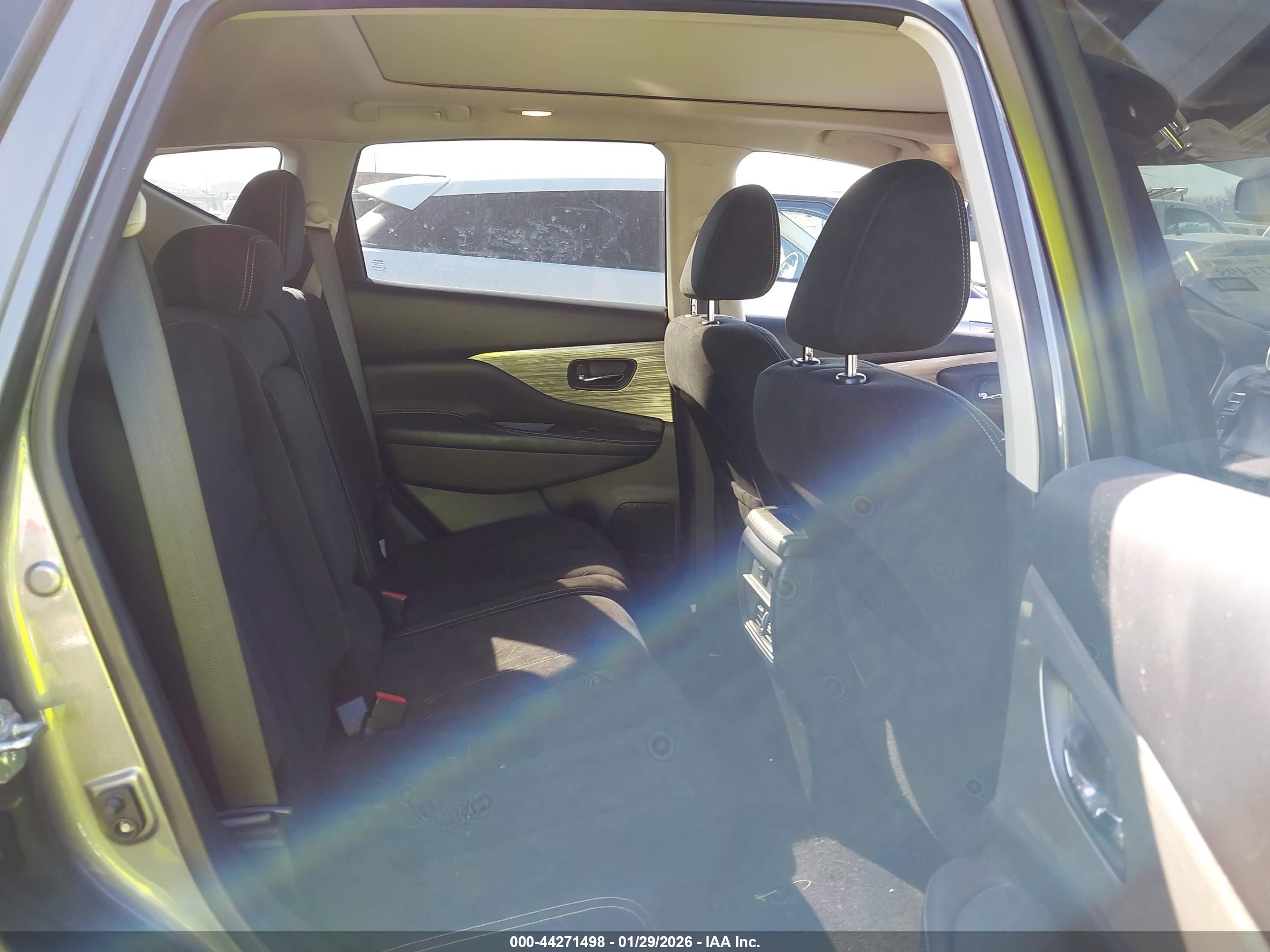 NISSAN MURANO image 8