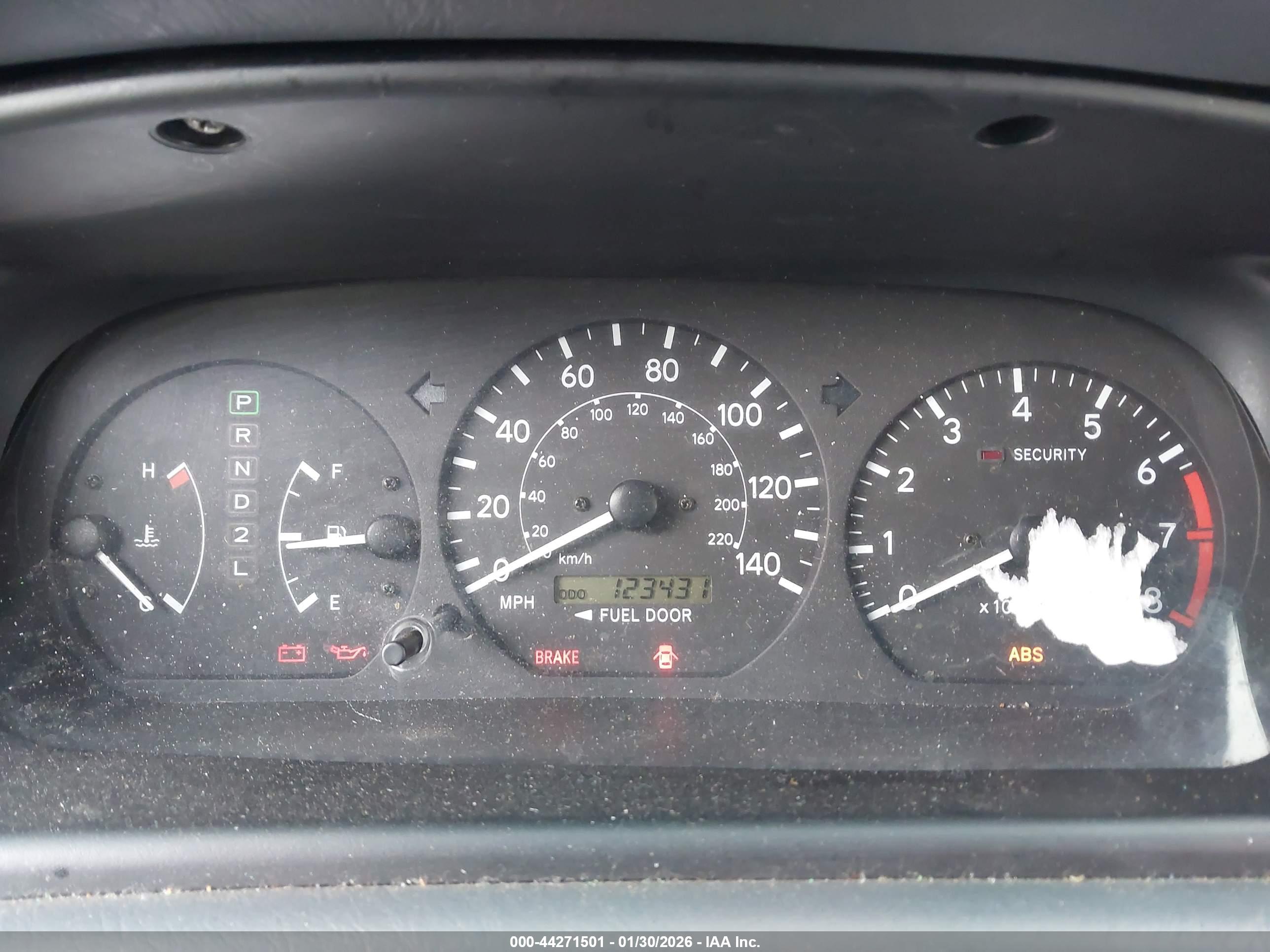 TOYOTA CAMRY image 7