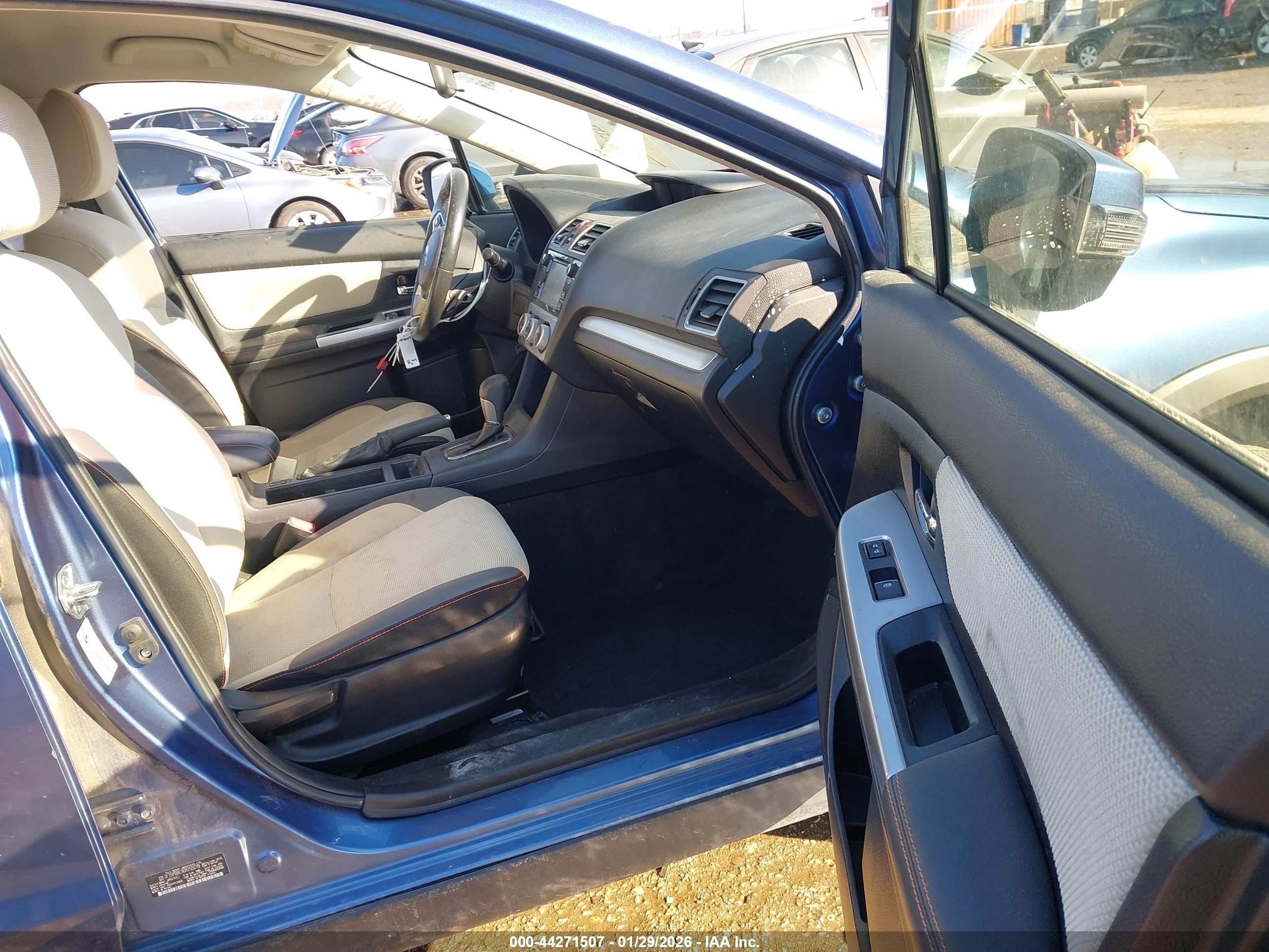 SUBARU CROSSTREK image 5
