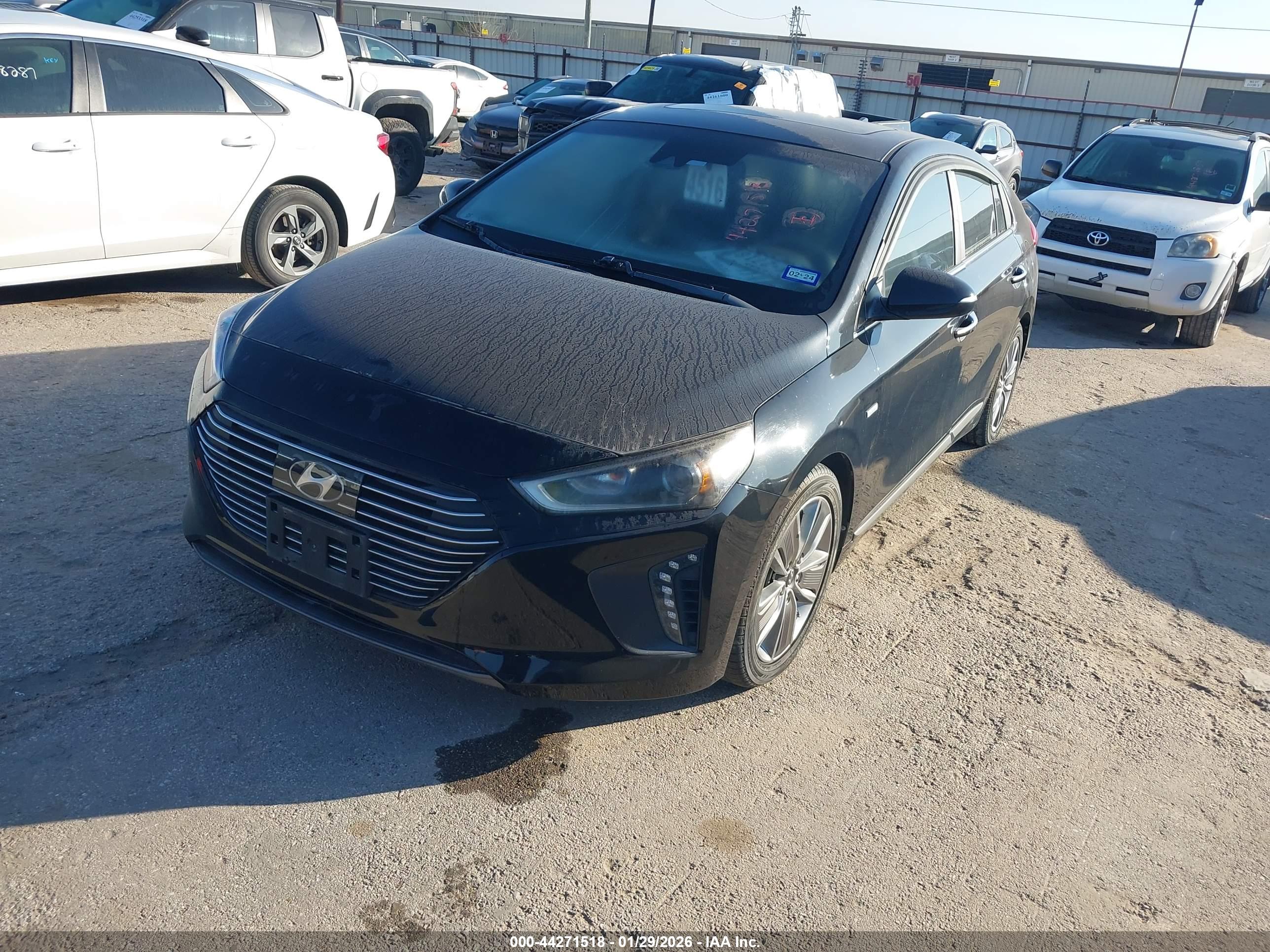 HYUNDAI IONIQ image 2