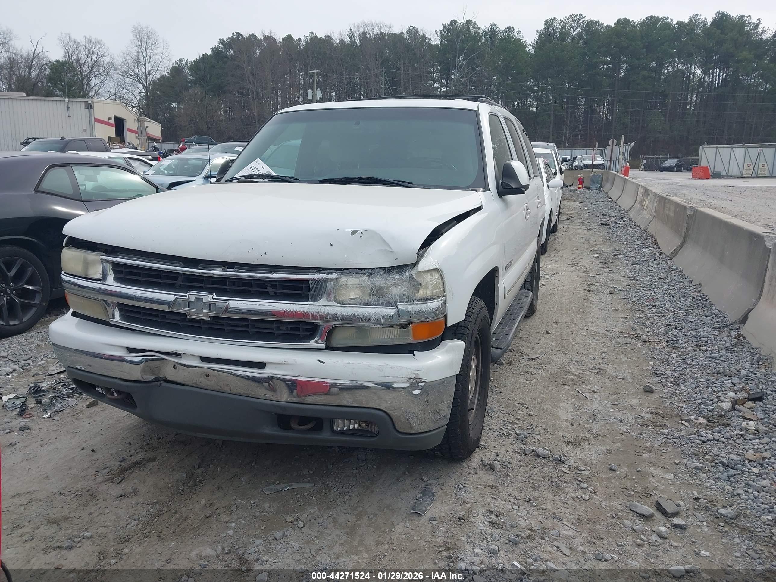 CHEVROLET TAHOE image 2