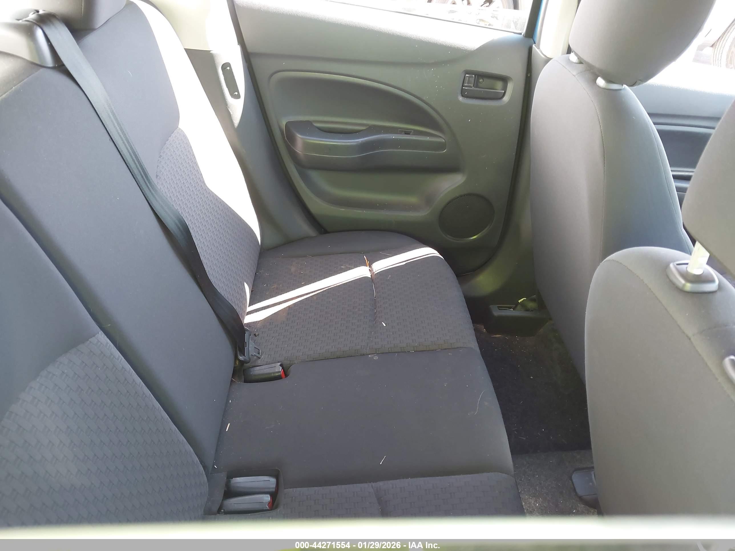 MITSUBISHI MIRAGE image 8