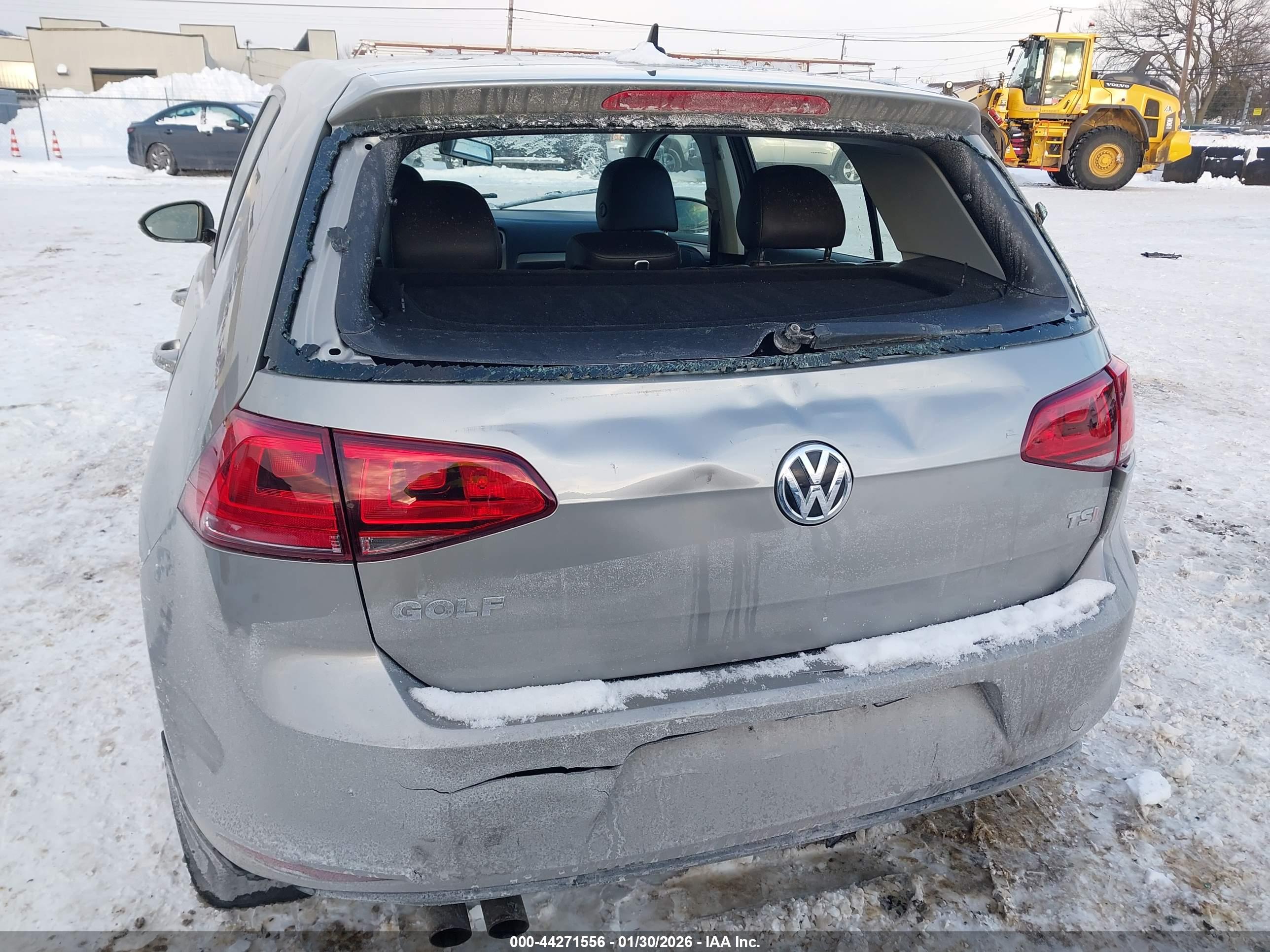 VOLKSWAGEN GOLF image 6