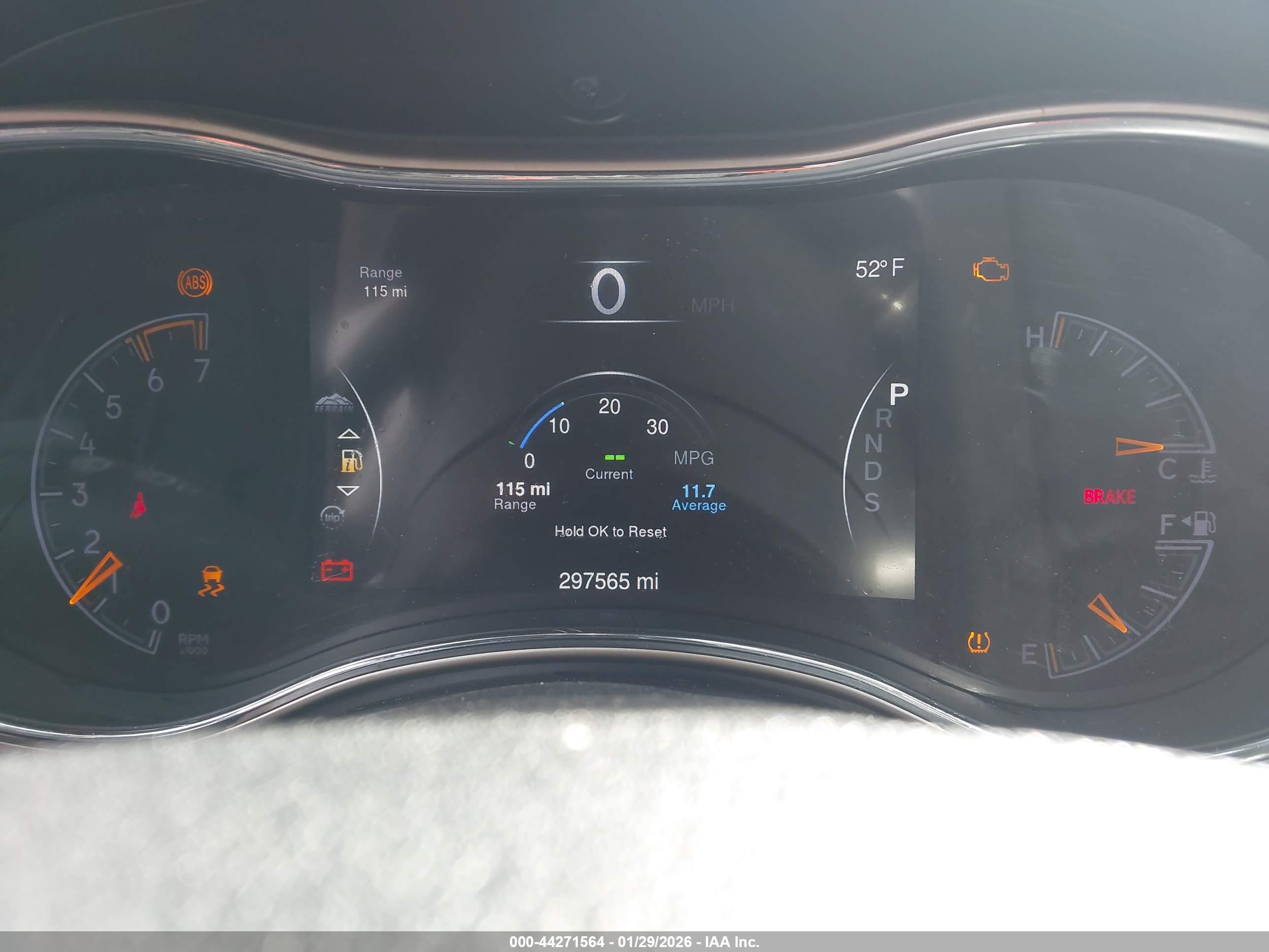 JEEP GRAND image 7