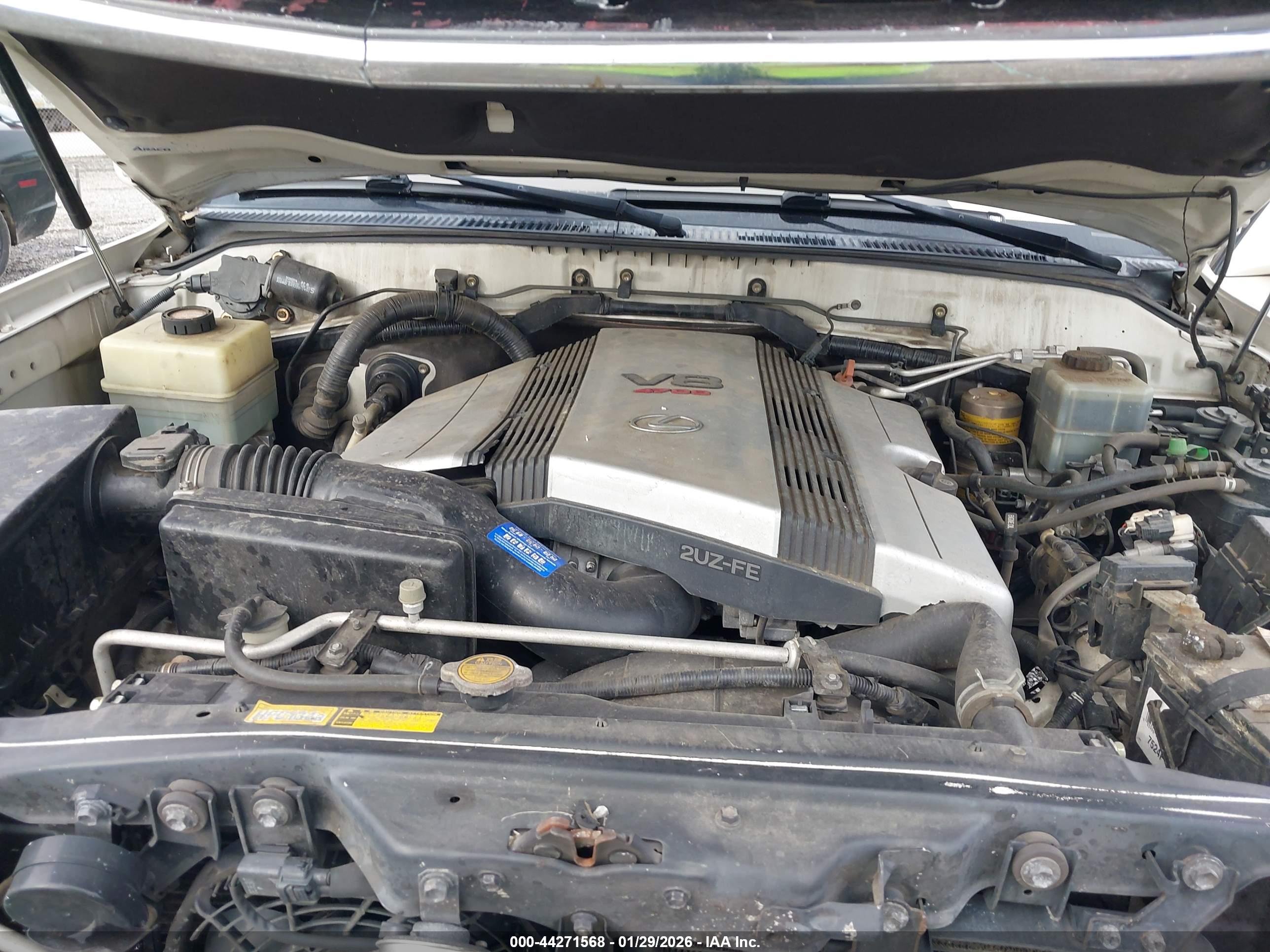LEXUS LX image 10