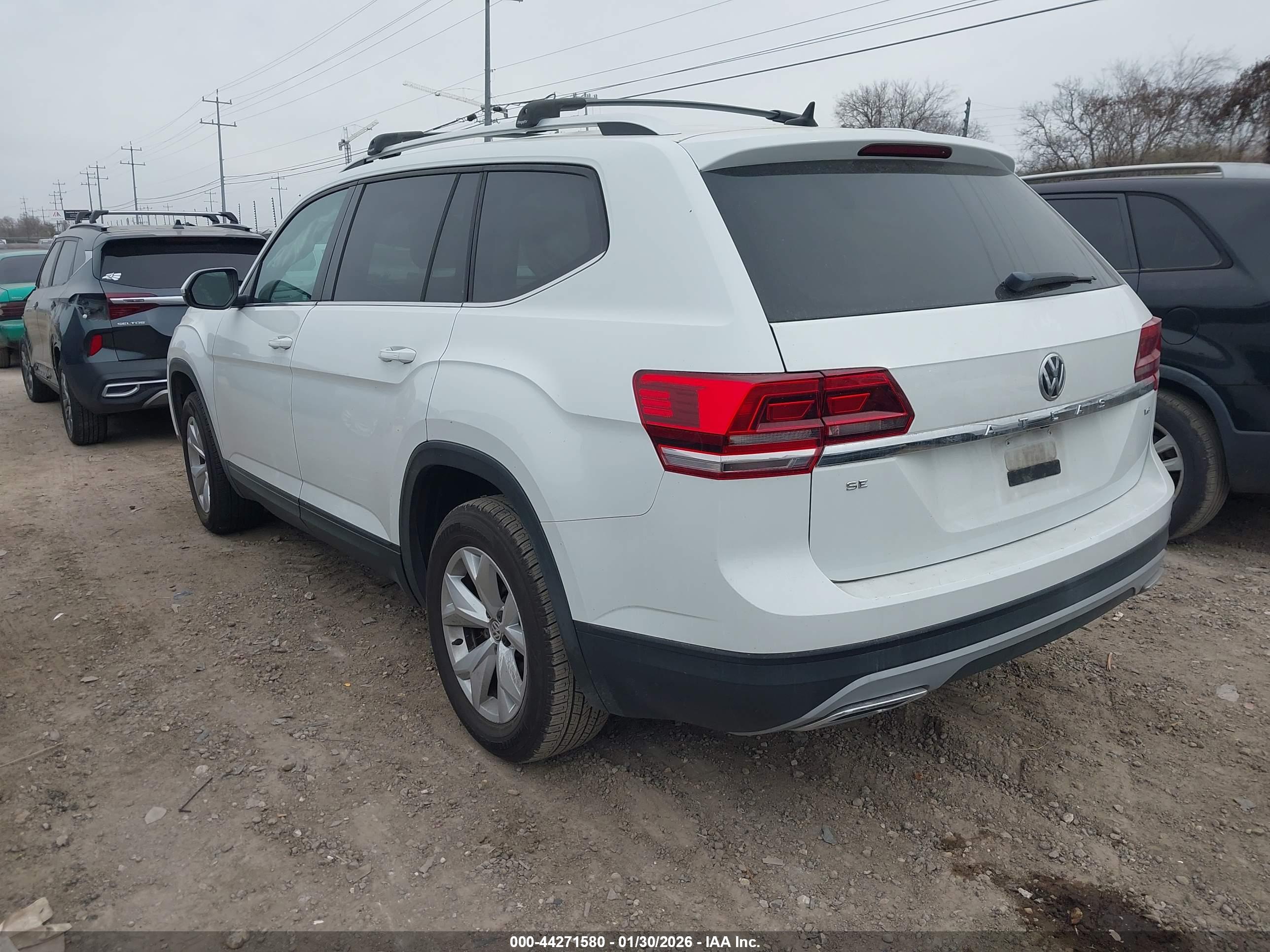 VOLKSWAGEN ATLAS image 3