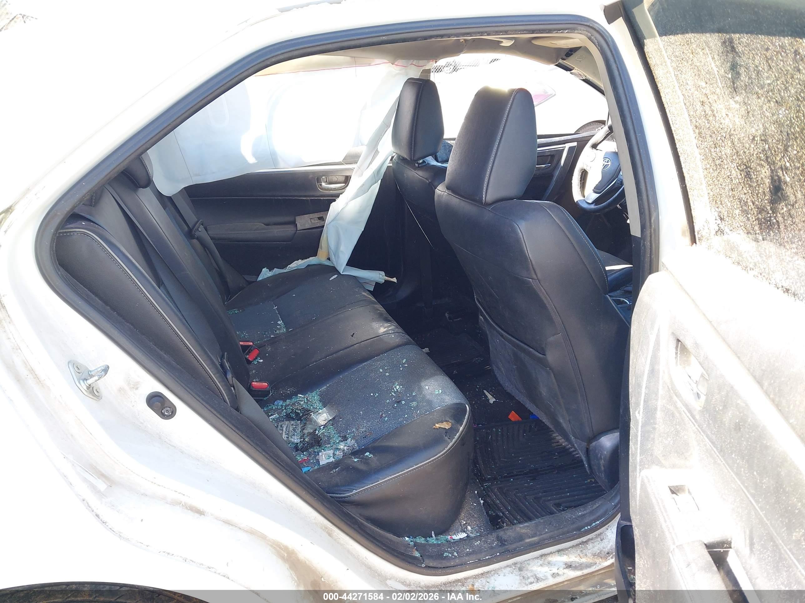TOYOTA COROLLA image 8