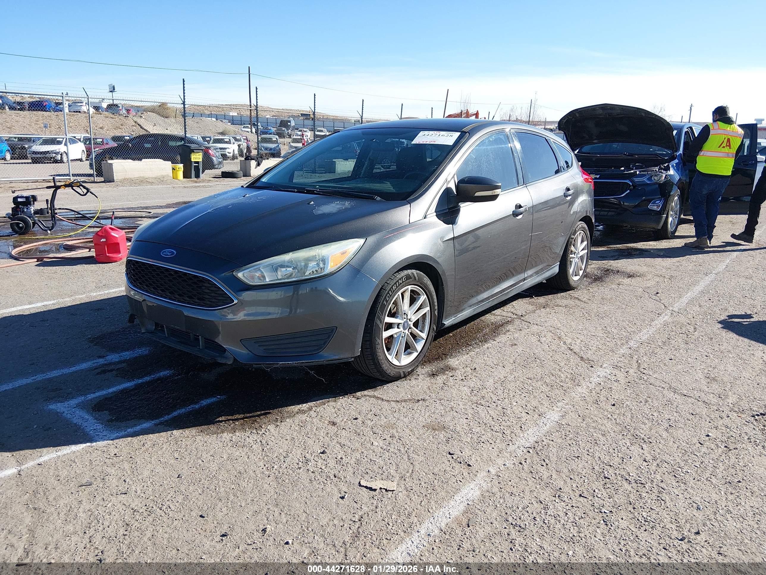 FORD FOCUS image 2