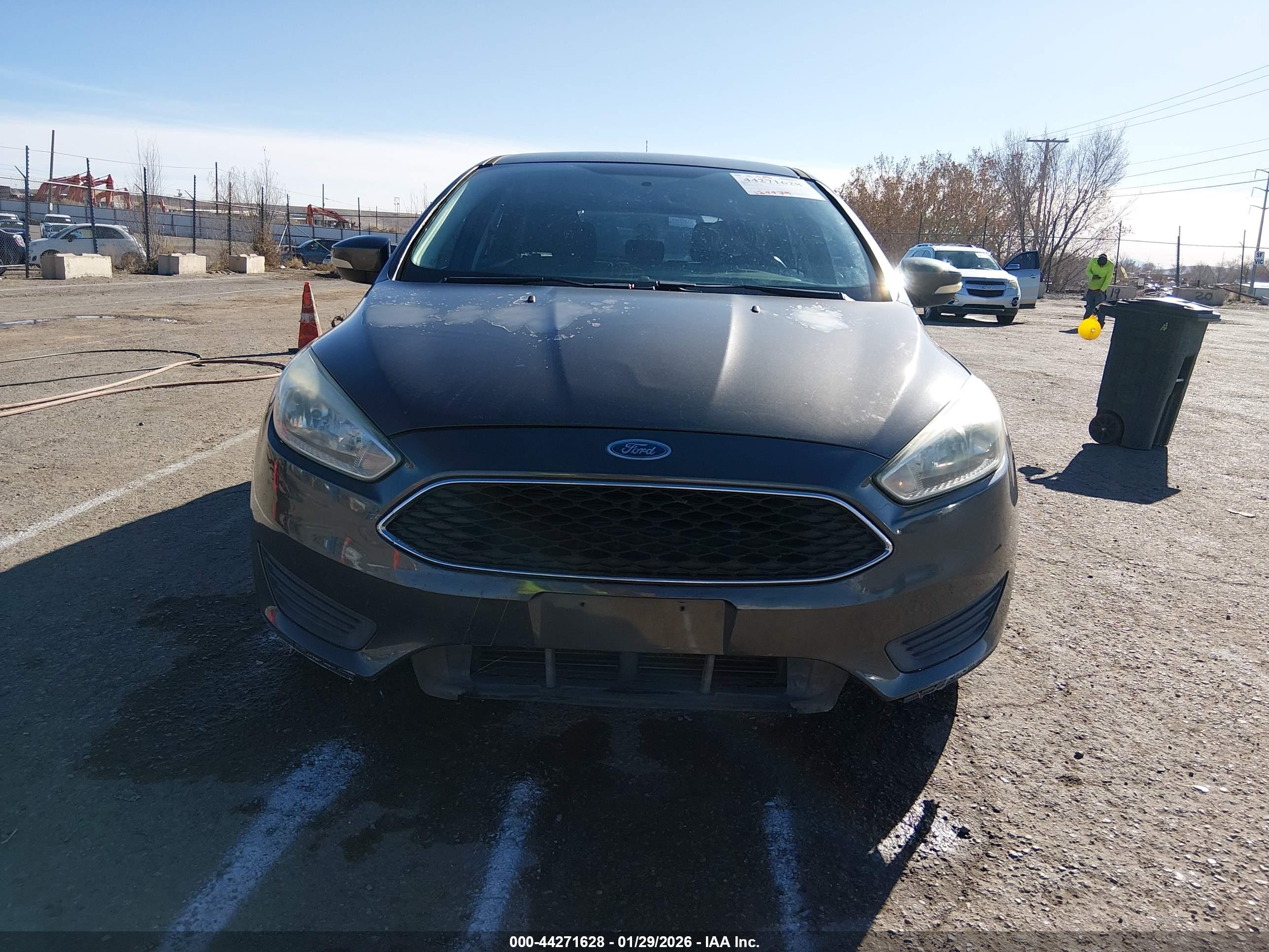 FORD FOCUS image 6