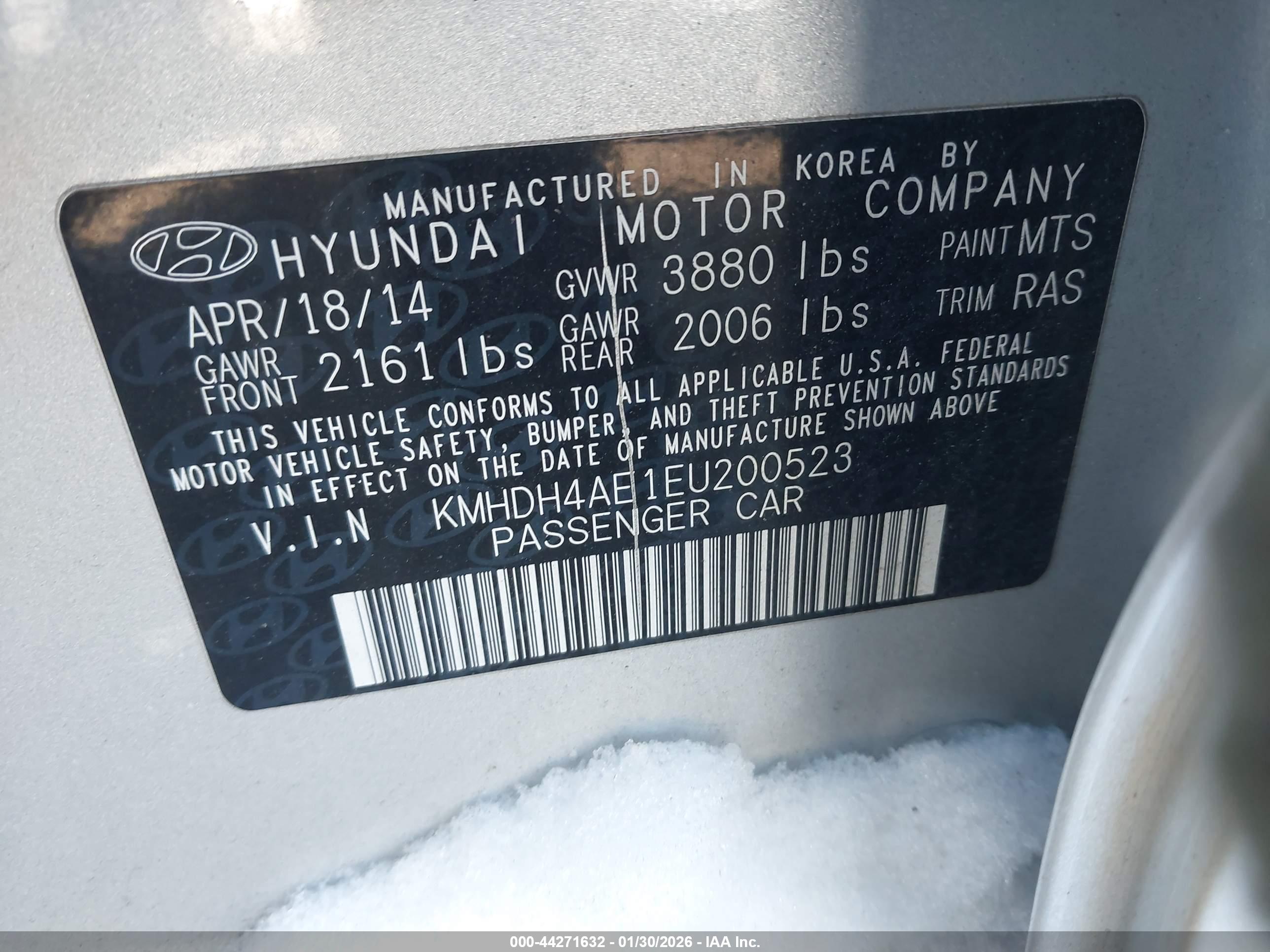 HYUNDAI ELANTRA image 9