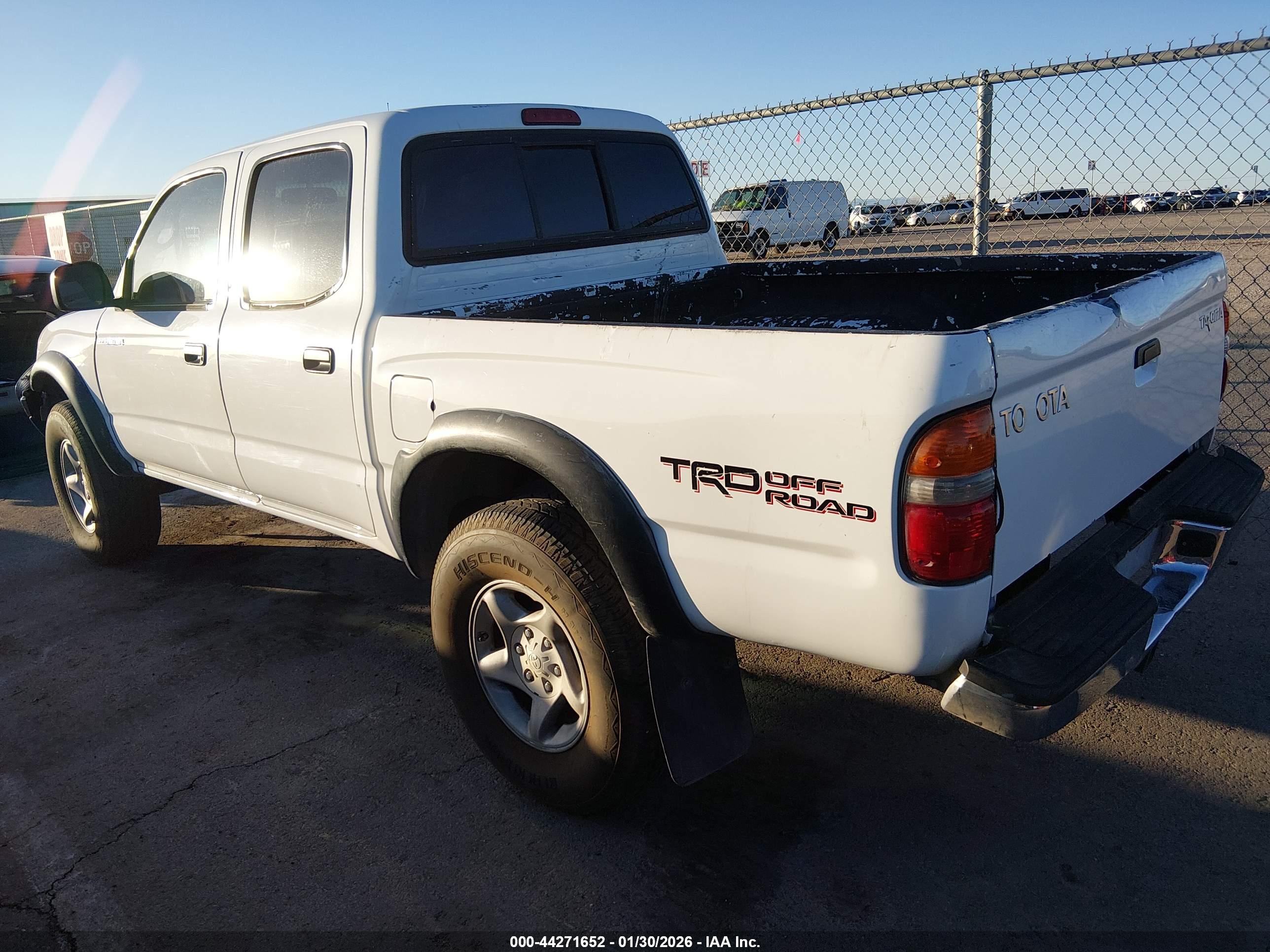 TOYOTA TACOMA image 3