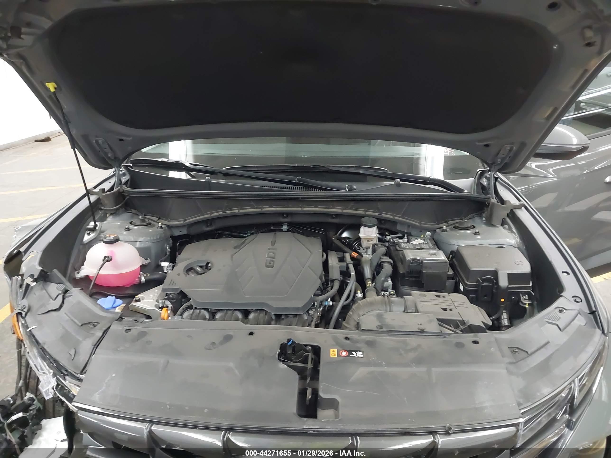 HYUNDAI TUCSON image 10