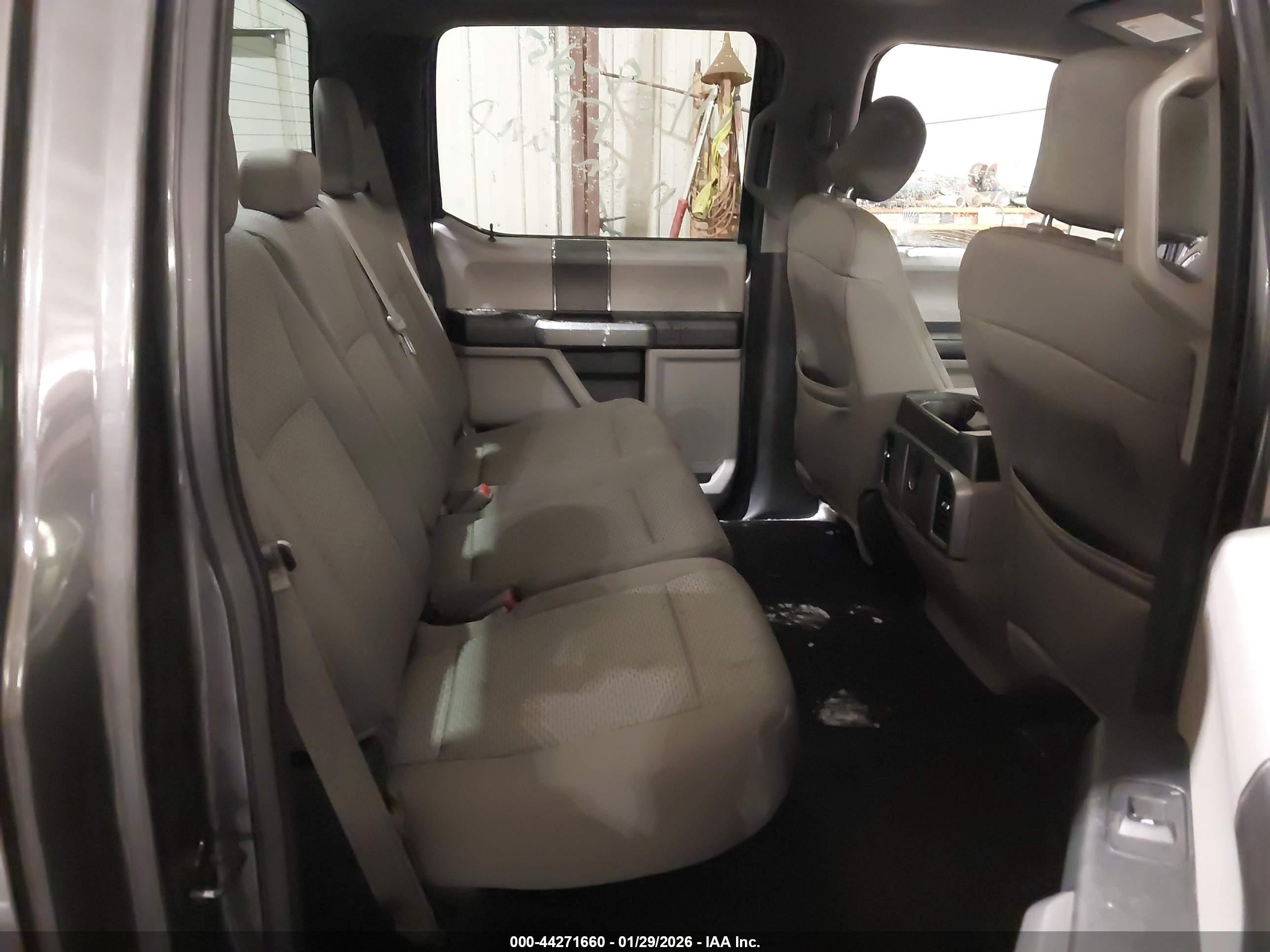 FORD F-150 image 8