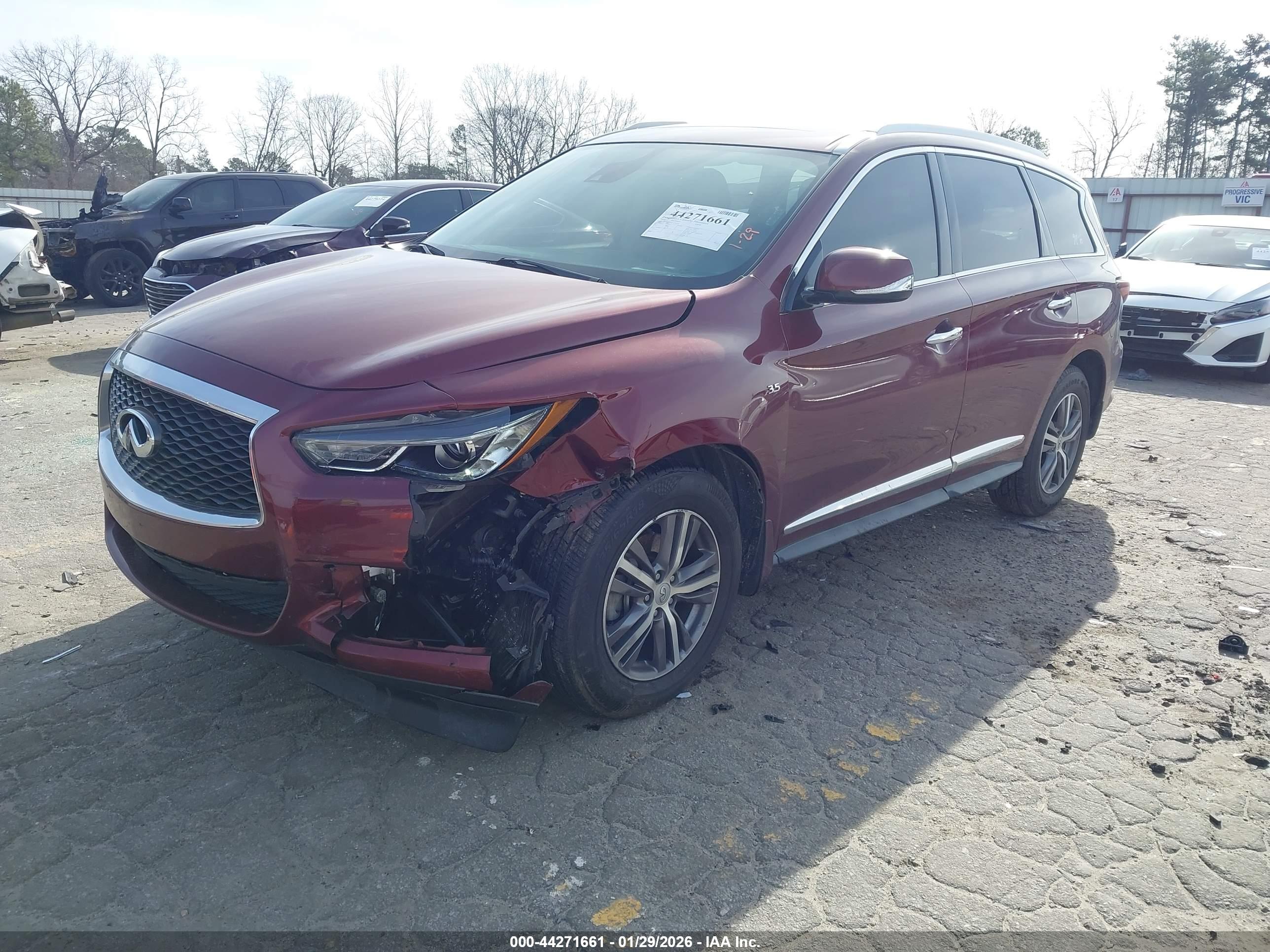 INFINITI QX60 image 2