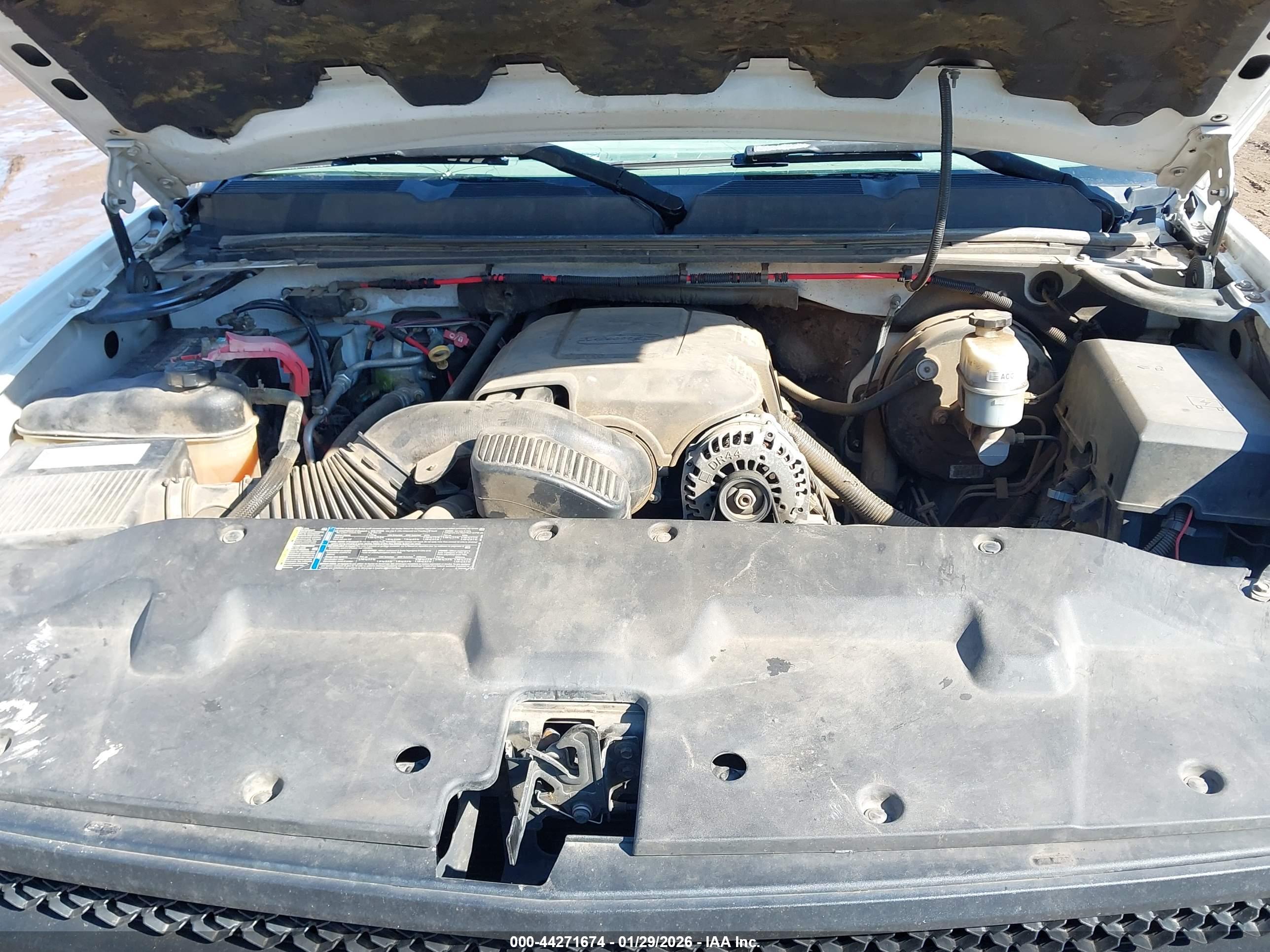 CHEVROLET SILVERADO image 10