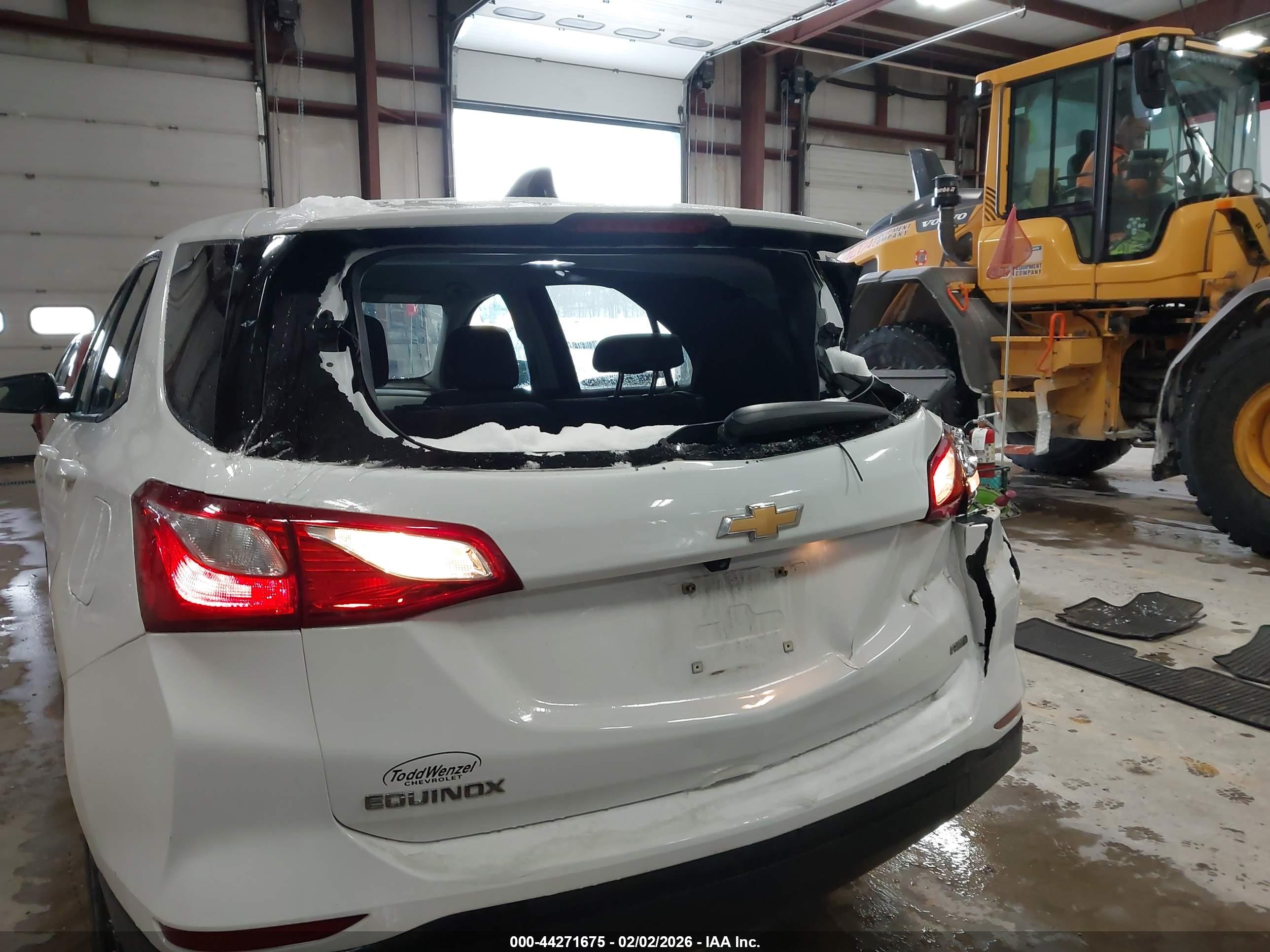CHEVROLET EQUINOX image 6