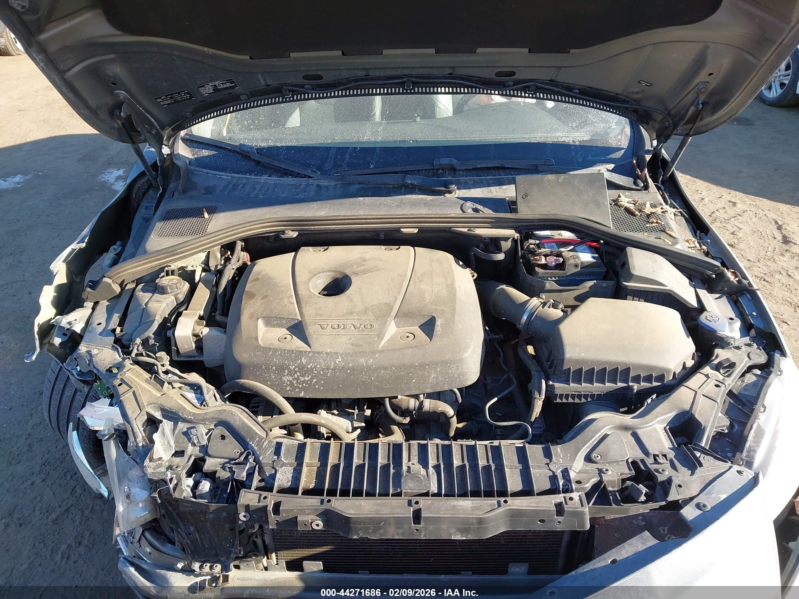 VOLVO S60 image 10