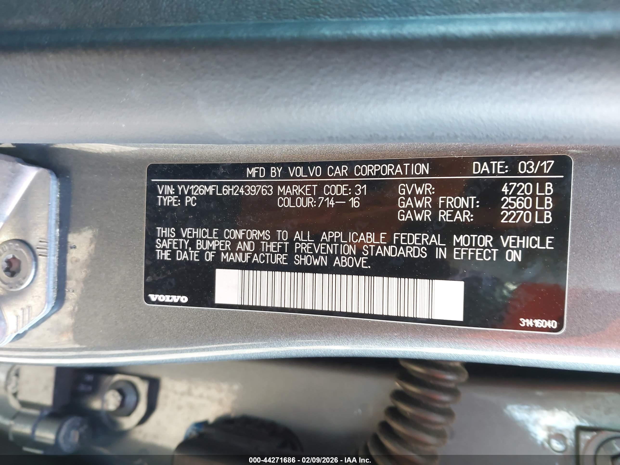 VOLVO S60 image 9