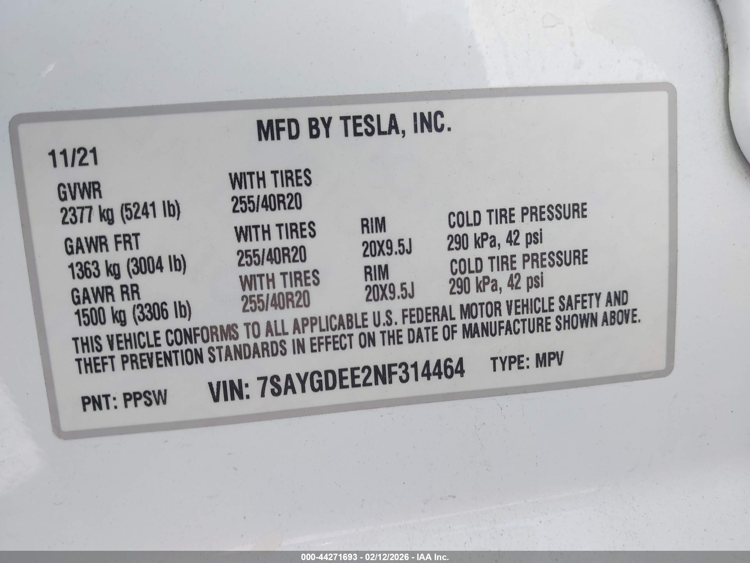 TESLA MODEL image 9