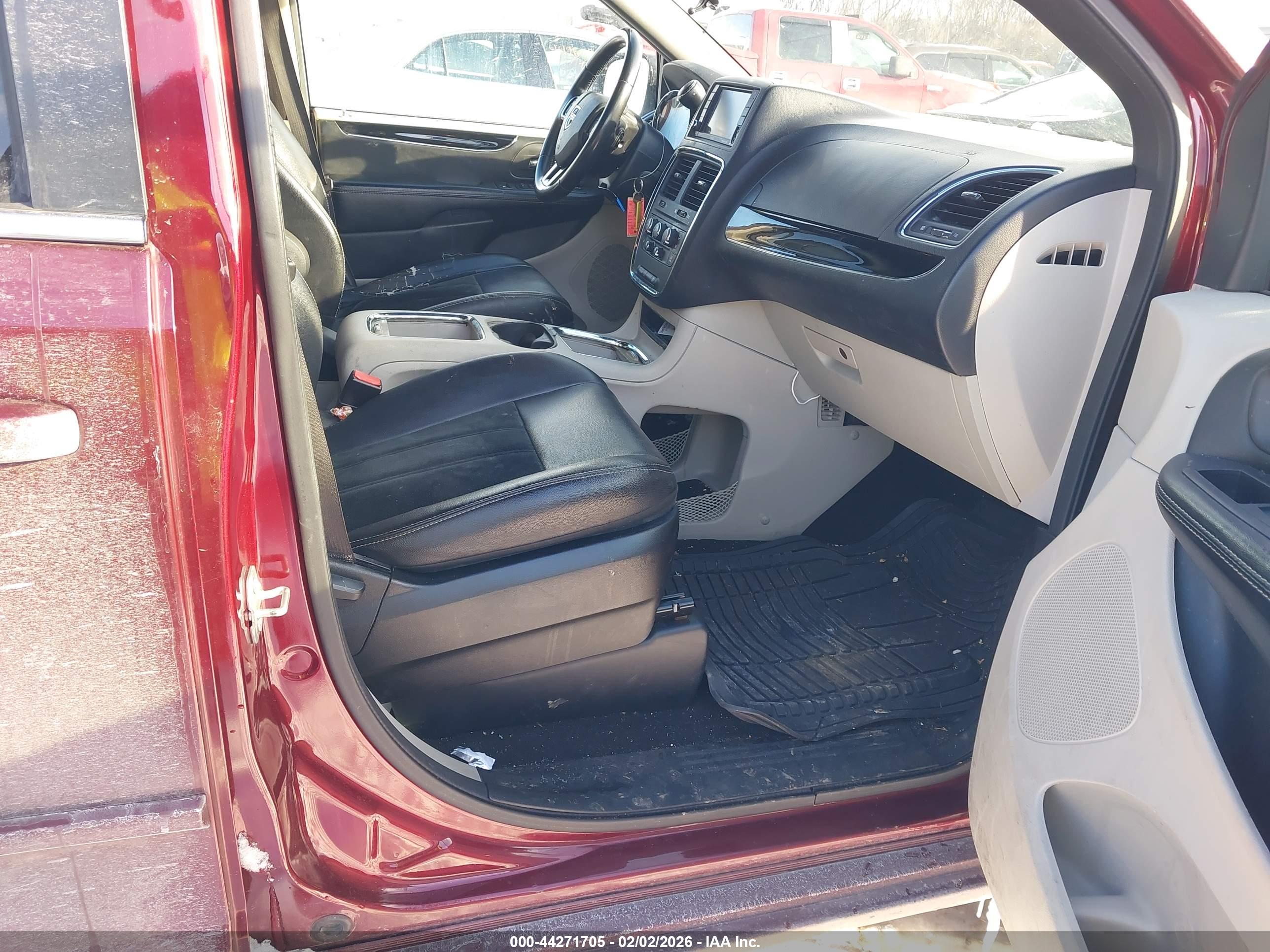 DODGE GRAND image 5